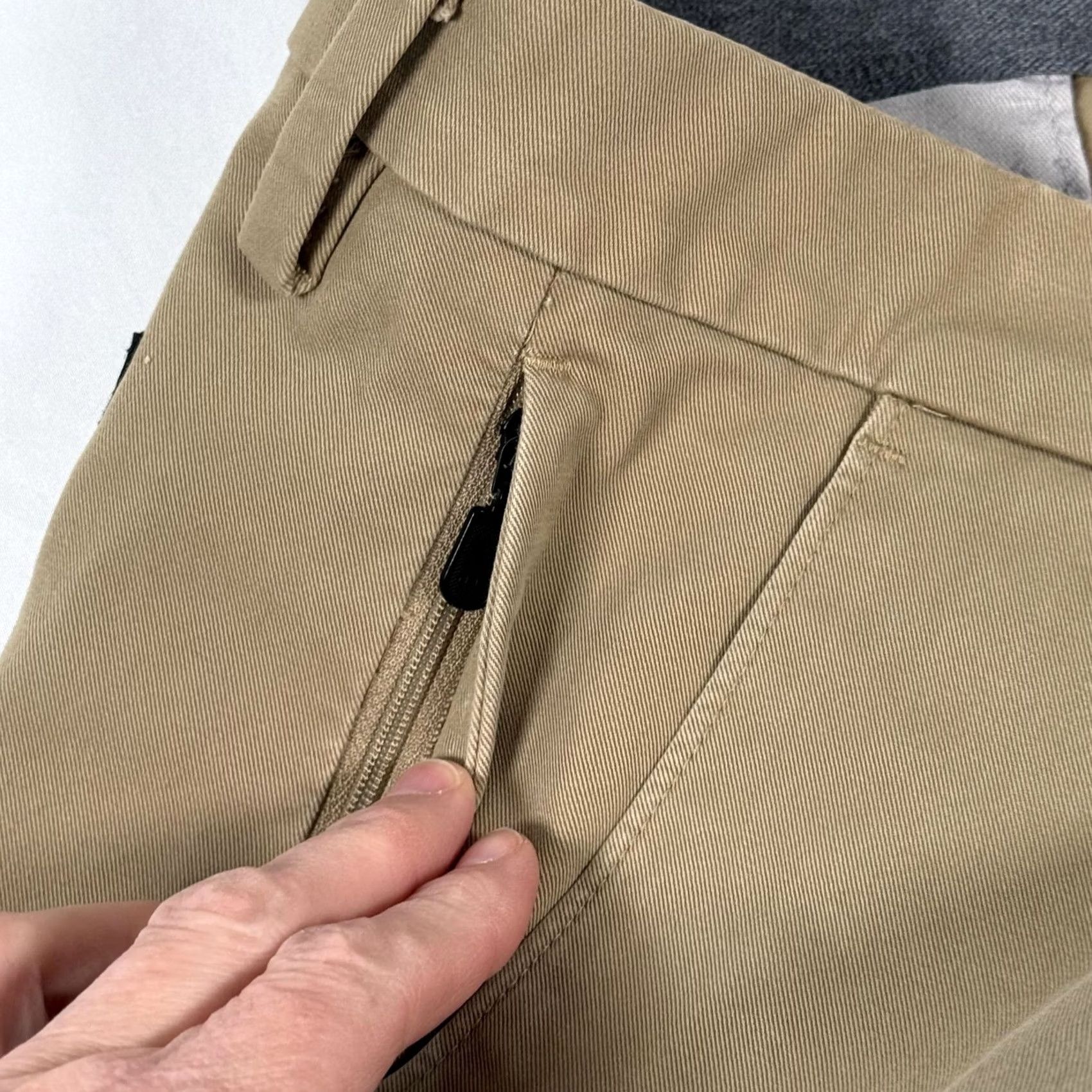 Dockers VINTAGE? No. Size US 36 / EU 52 - 4 Thumbnail