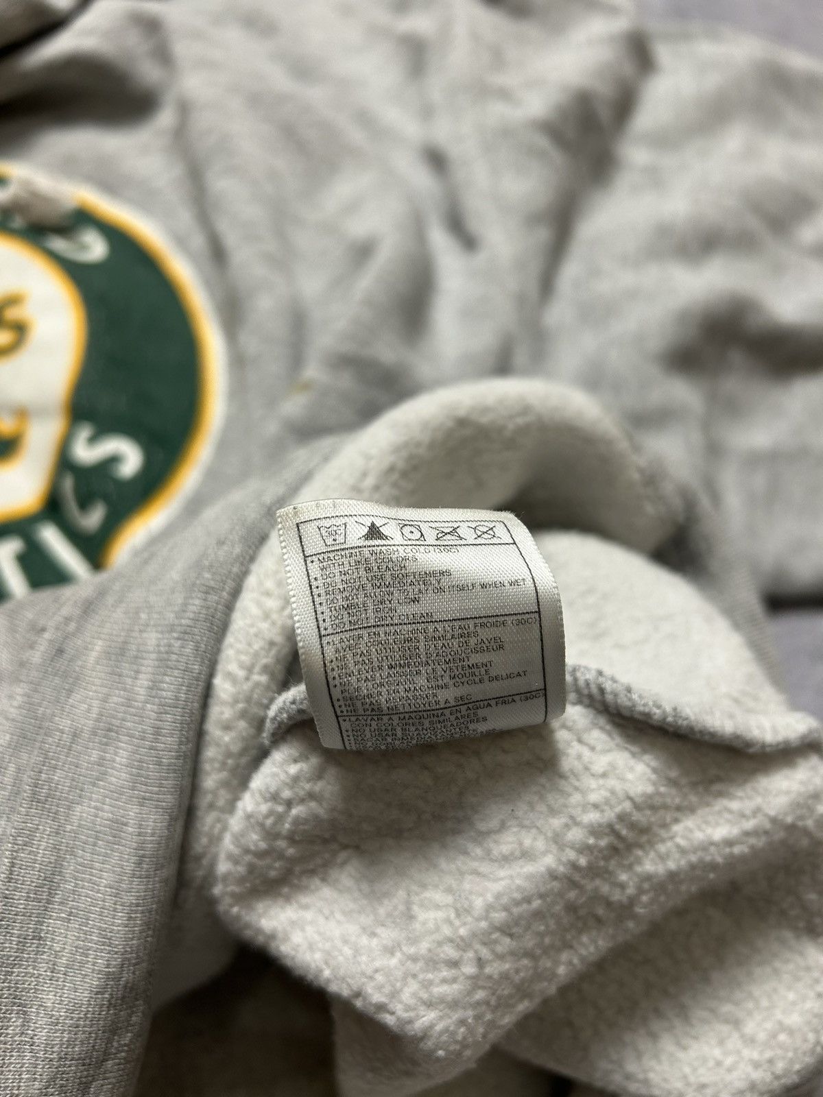 MLB × Nike × Vintage Vintage 90s Nike Center Swoosh Oakland Athletics Hoodies Size US M / EU 48-50 / 2 - 7 Thumbnail