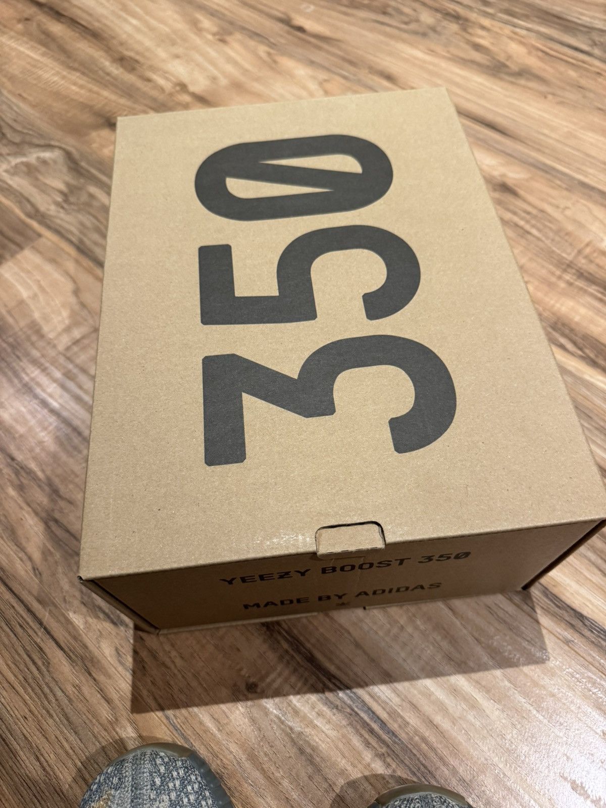 Yeezy Yeezy Boost 350 V2 Size US 7 / EU 40 - 11 Thumbnail