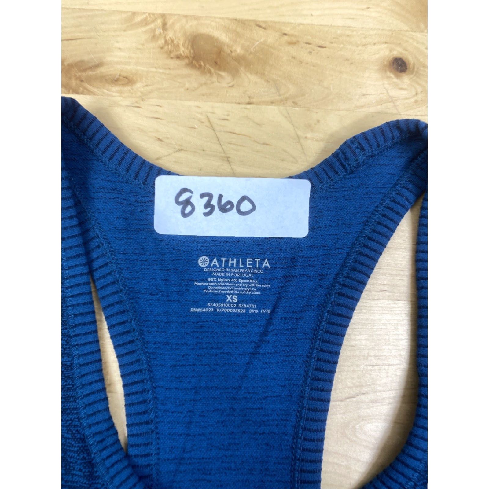 Athleta Athleta Racerback Top Womens XS Casual Activewear Gym Training Rouching #8360 Size XS / US 0-2 / IT 36-38 - 3 Thumbnail