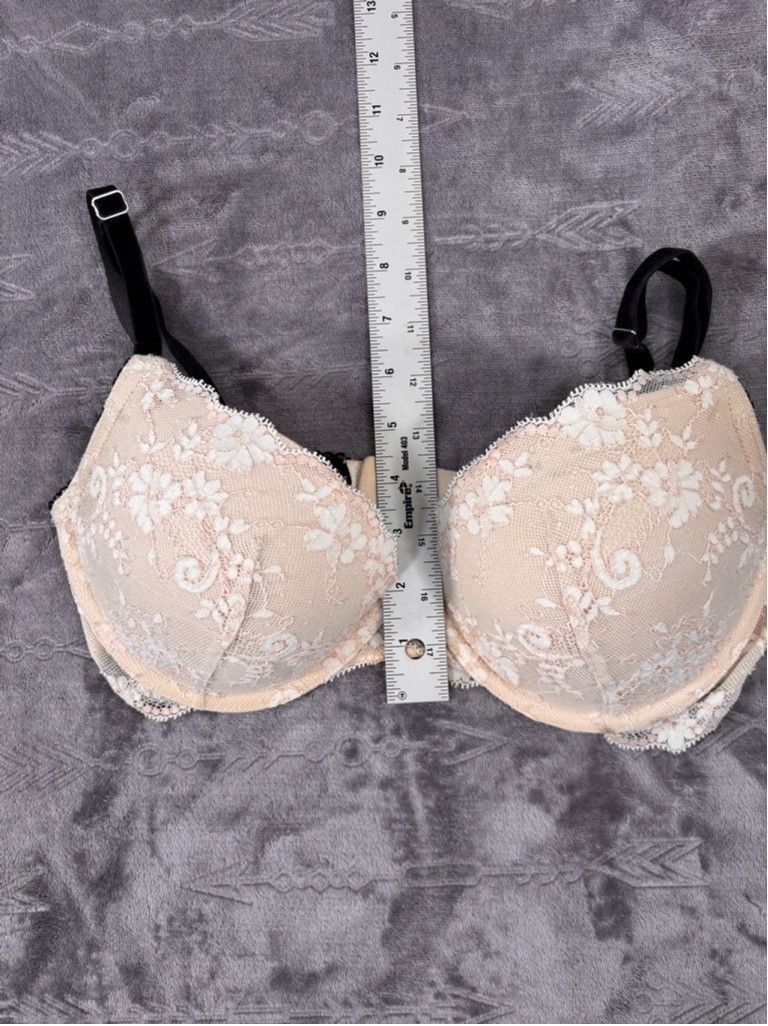 Victoria's Secret Women's Victoria's Secret Bra 32DD Beige Size ONE SIZE - 4 Thumbnail
