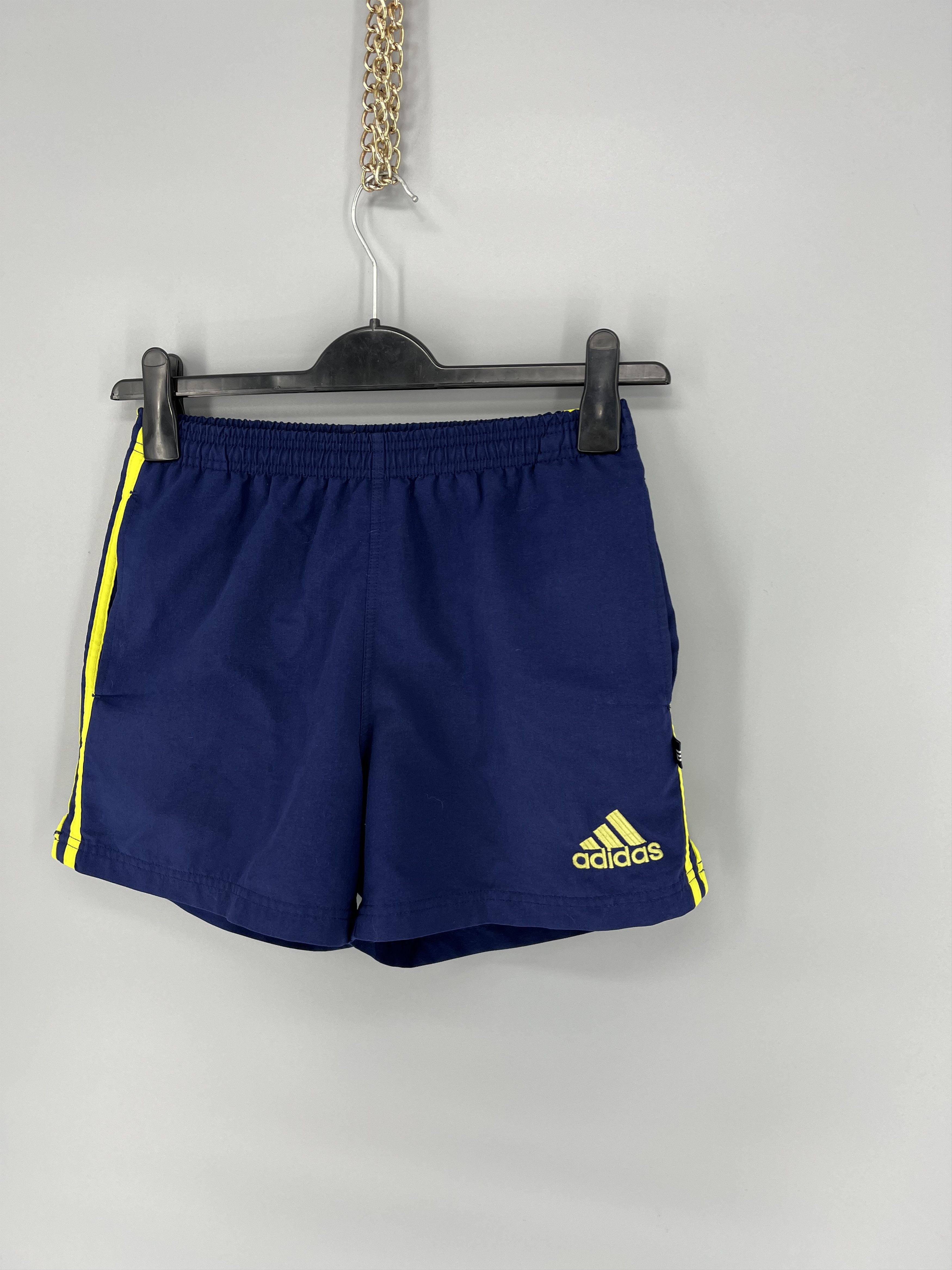 Adidas Vintage Y2K Adidas mini logo shorts streetwear Style Size US 26 / EU 42 - 3 Thumbnail