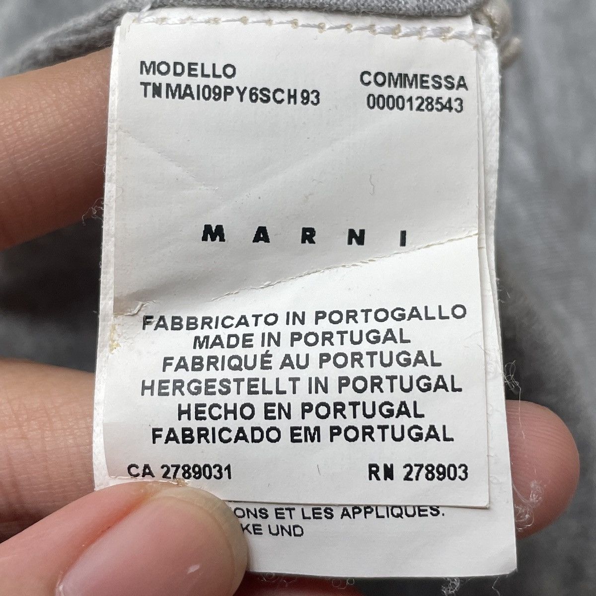 Marni × Vintage Vintage Brand Marni T-shirt 2000s Size US L / EU 52-54 / 3 - 11 Thumbnail