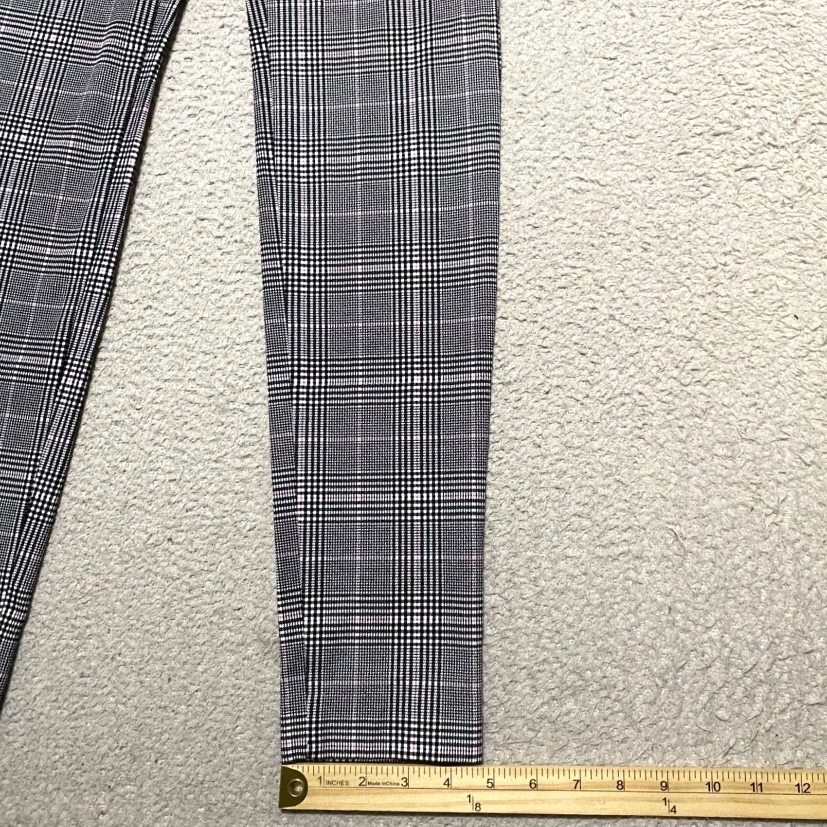 Old Navy Old Navy Pixie Skinny Pants Gray Plaid Women's 2 Mid Rise Ankle Pockets Baggy? Size 26" / US 2 / IT 38 - 5 Thumbnail