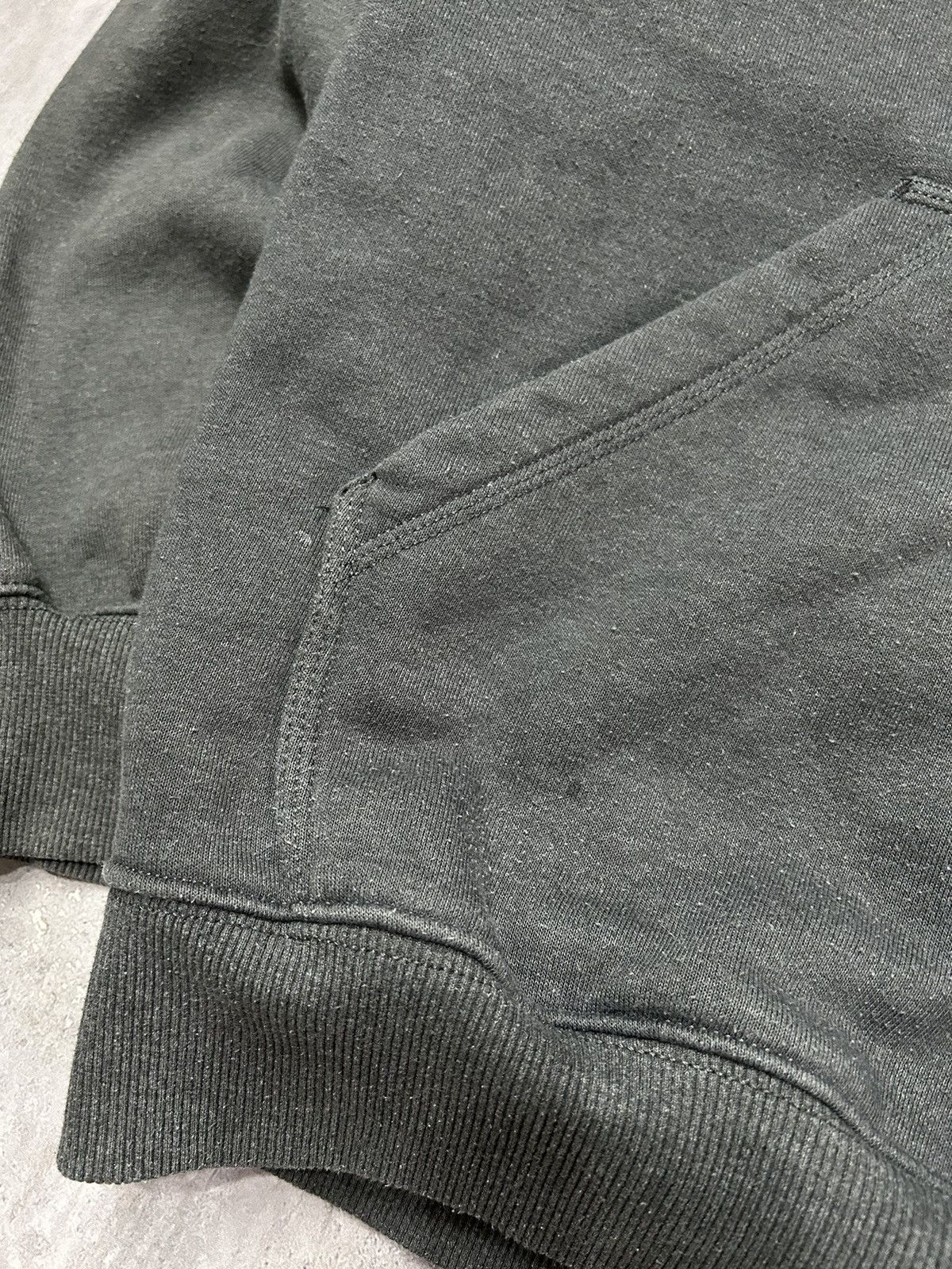 Carhartt × Carhartt Wip × Vintage Vintage Y2K Sage Carhartt Hoodie Size US M / EU 48-50 / 2 - 7 Thumbnail
