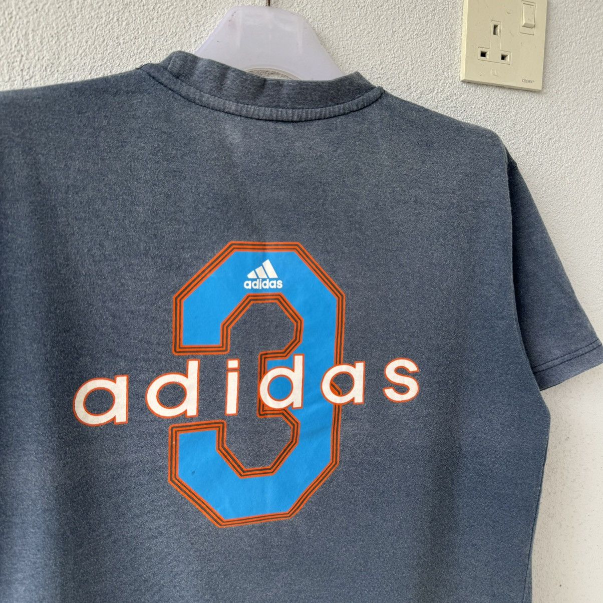 Adidas ADIDAS t shirt spell out big logo.. NO 3 Size US M / EU 48-50 / 2 - 3 Thumbnail