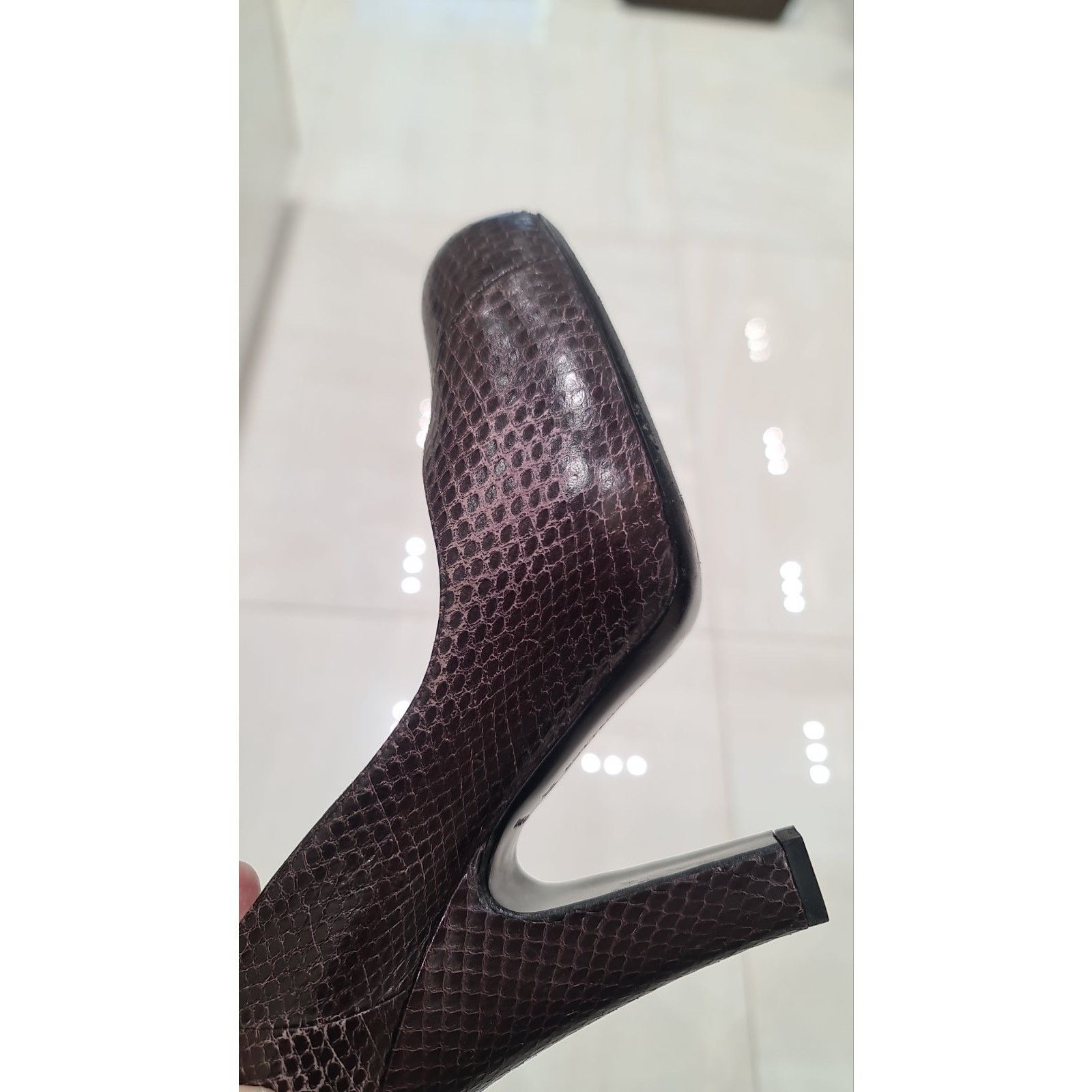 Bottega Veneta Bottega Veneta Brown Python Leather Round Toe Pumps Size 38 Size US 8 / IT 38 - 7 Thumbnail