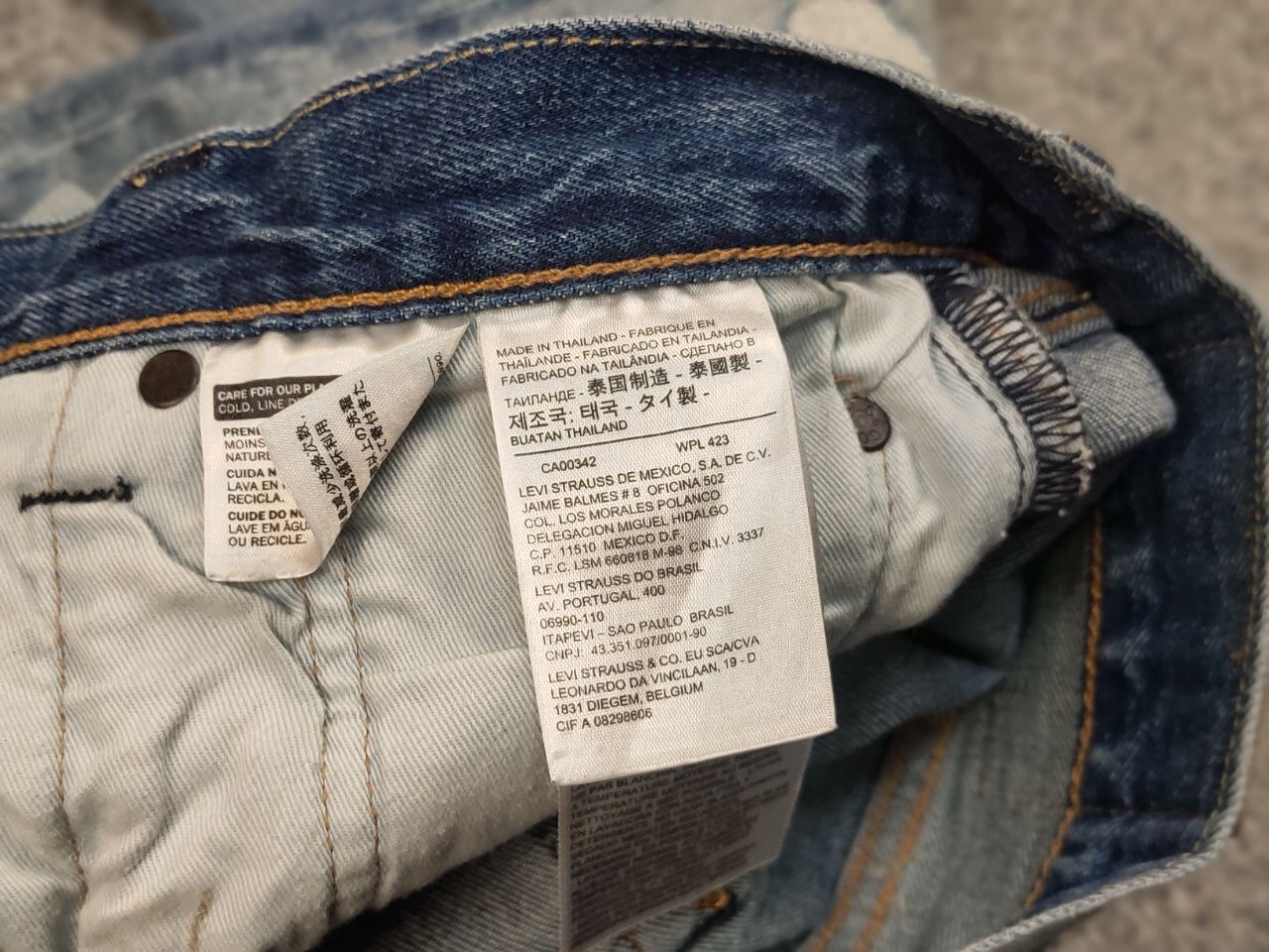 Levi's Levis 501 Patchwork Denim Distressed Jeans Vintage Style Size US 34 / EU 50 - 18 Thumbnail