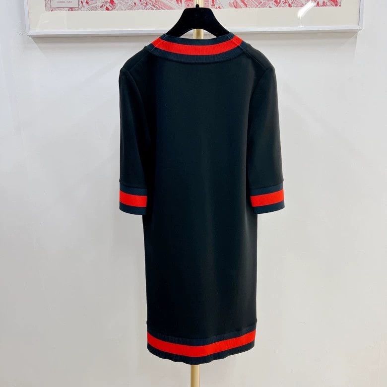 Gucci Gucci Black V-neck dress Size XS / US 0-2 / IT 36-38 - 2 Thumbnail