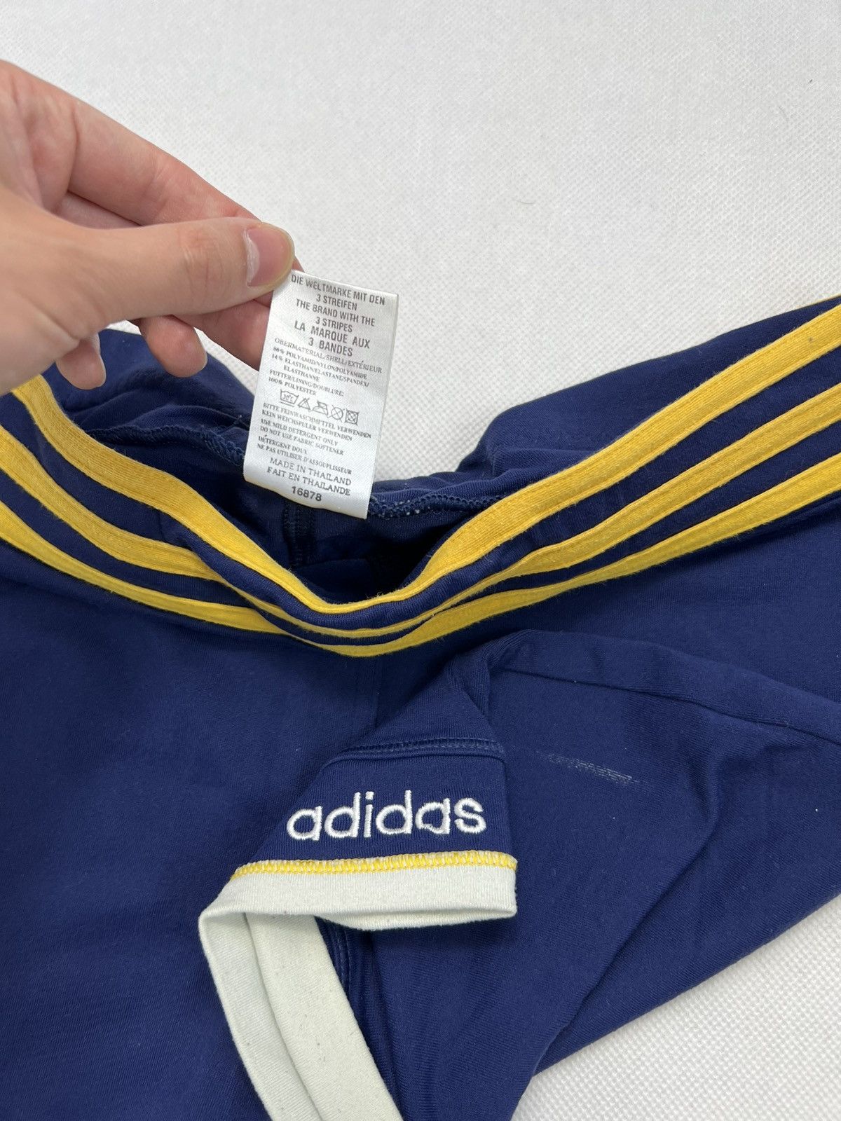 Adidas Rare Shorts Adidas Vintage 80’s 90’s Size US 32 / EU 48 - 3 Thumbnail
