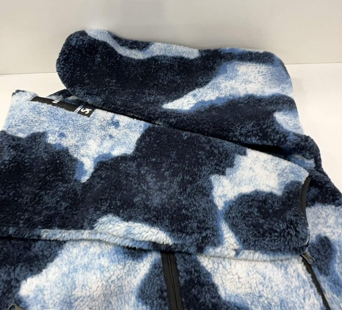 Supreme × The North Face Supreme x The North Face Bleached Denim Print Fleece Jacket Size US M / EU 48-50 / 2 - 9 Thumbnail
