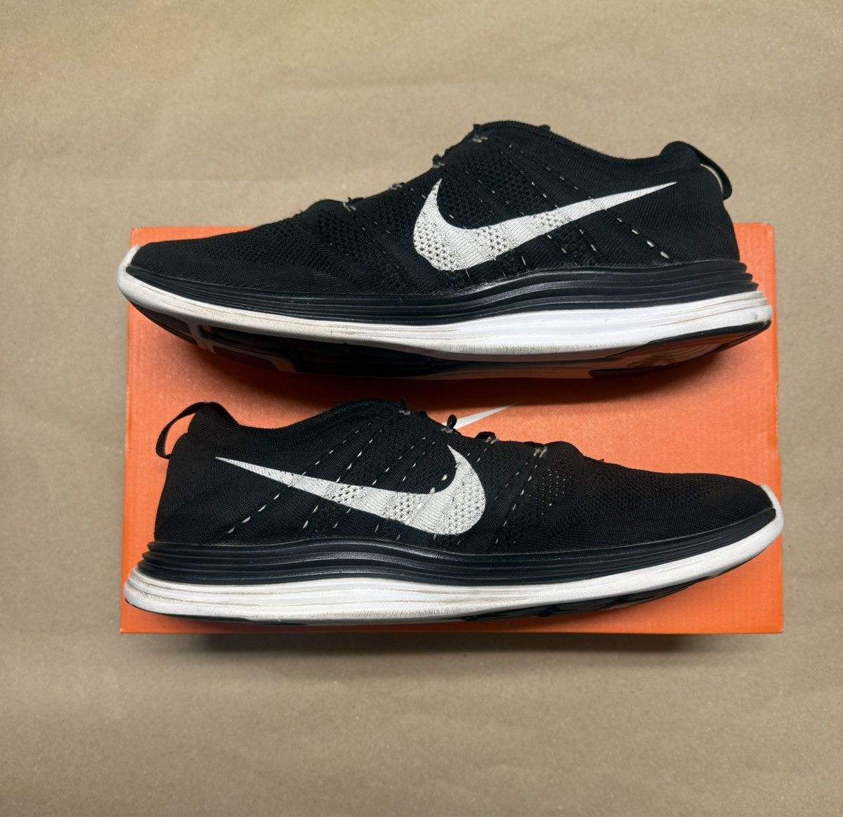 Nike Nike Flyknit Lunar 1+ Black White Mens size 14 running shoes Size US 14 / EU 47 - 2 Thumbnail