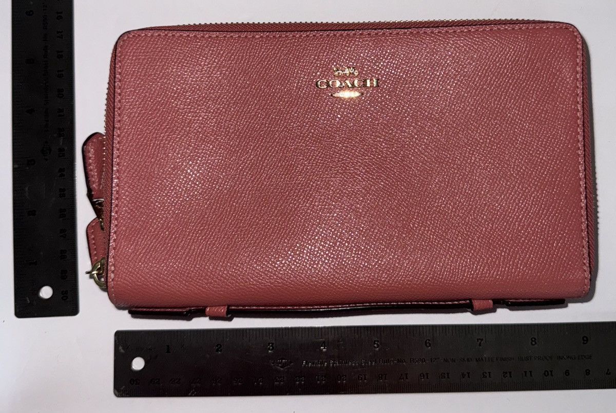 Coach New Coach Pink Leather Travel Double Zip Wallet Size ONE SIZE - 1 Thumbnail