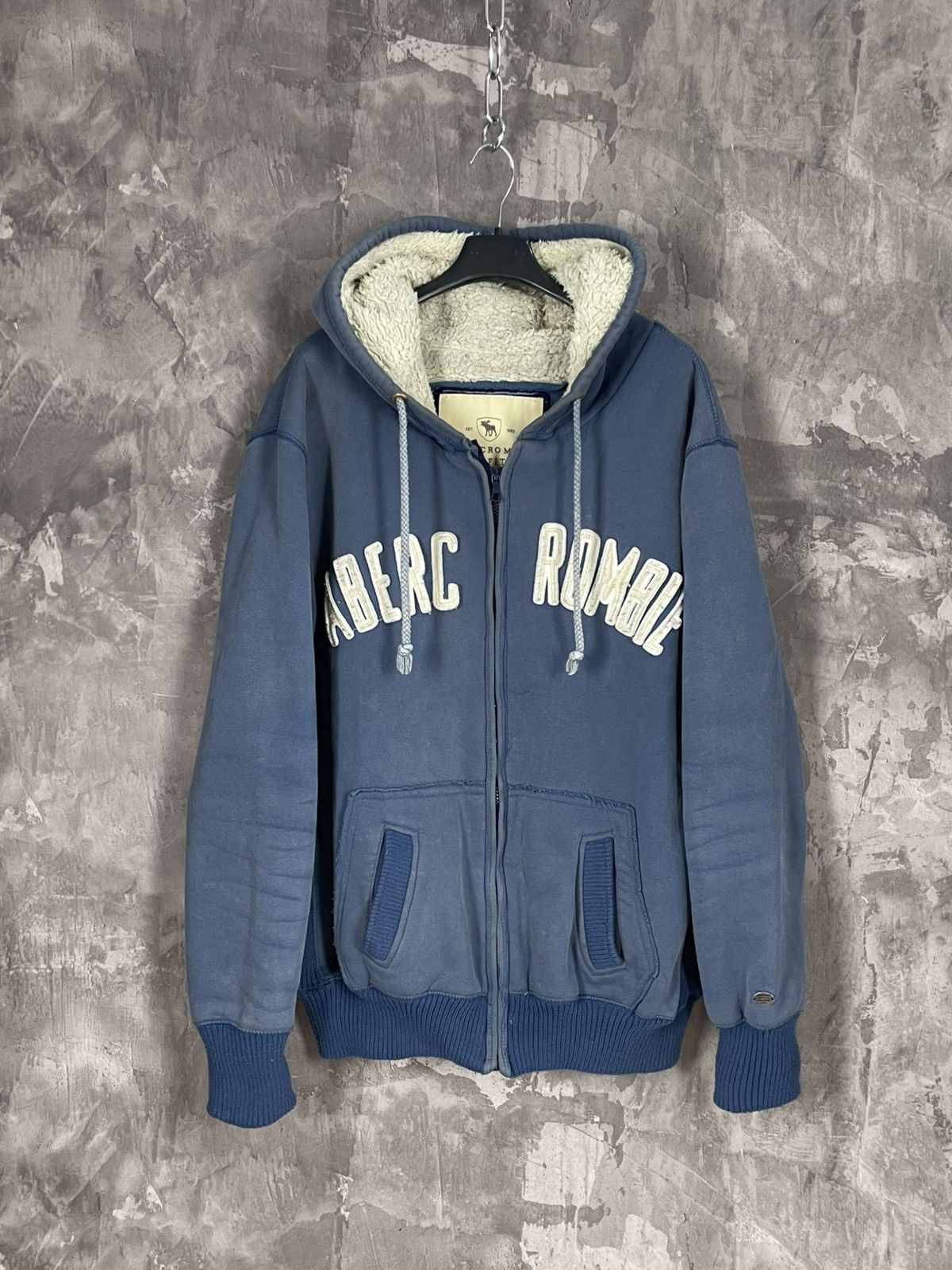 20471120 × Abercrombie & Fitch × Le Grande Bleu (L.G.B.) Abercrombie & Fitch Y2K Faux Fur Heavy Cotton Faded Hoodie Size M / US 6-8 / IT 42-44 - 1 Thumbnail