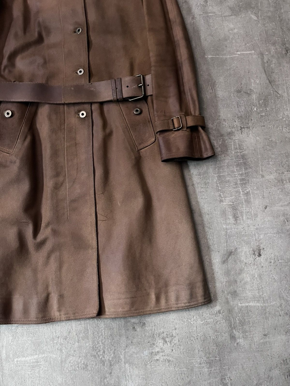 Miu Miu Miu Miu vintage sude leather brown trench coat rare Size L / US 10 / IT 46 - 3 Thumbnail