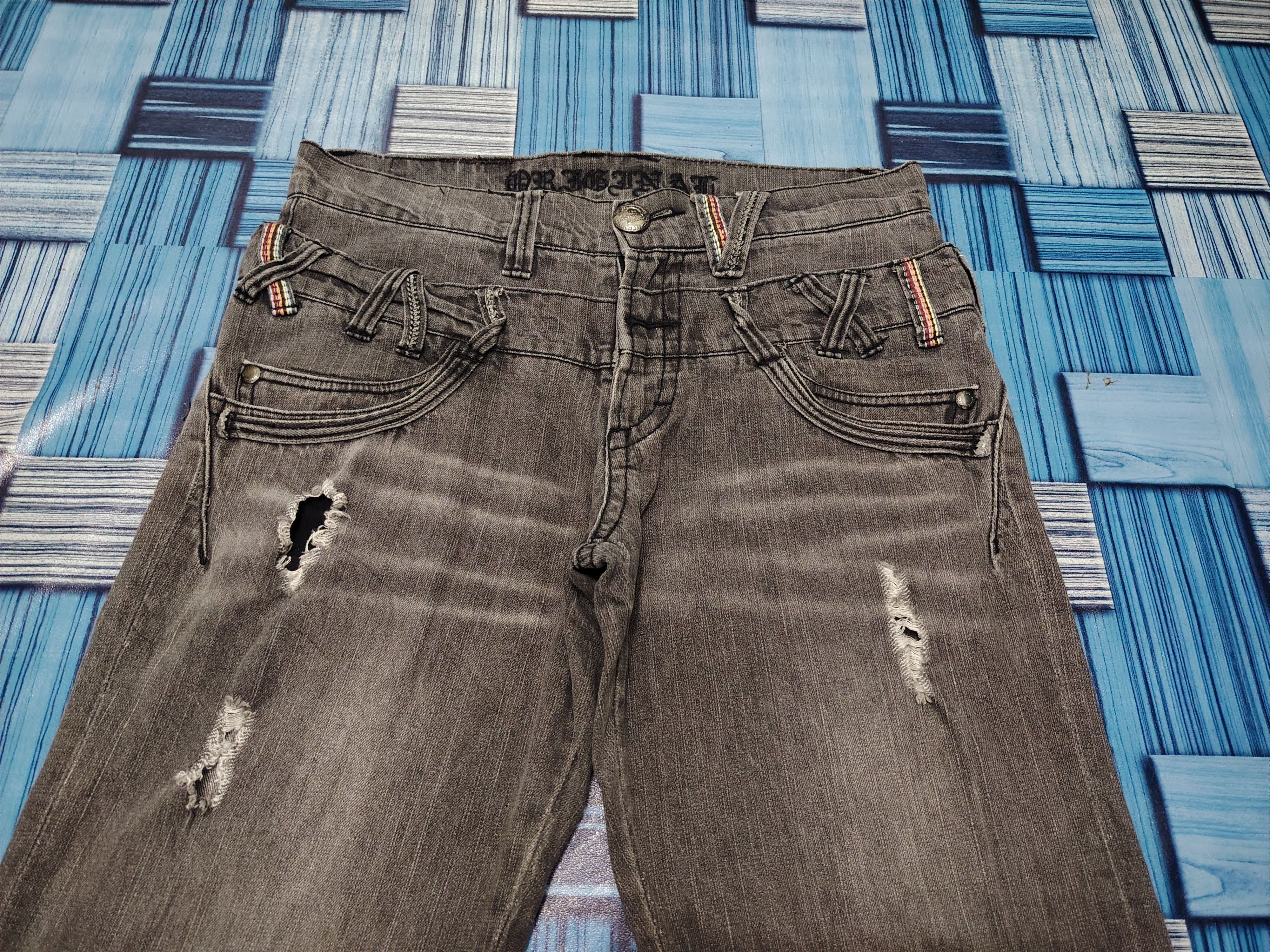 Who Decides War Vtg Japan Assured Joy Double Waist jeans Distressed Jeans Size US 32 / EU 48 - 3 Thumbnail