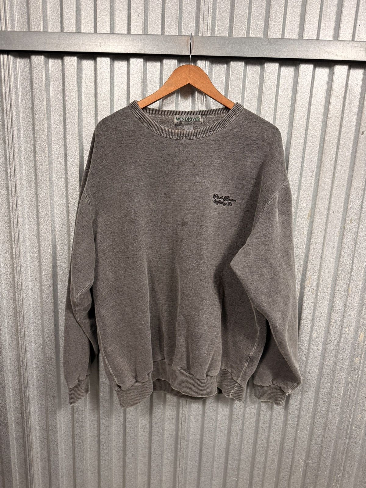 Windriver Vintage Wind River Ash Gray Faded Crewneck Size US XL / EU 56 / 4 - 5 Thumbnail