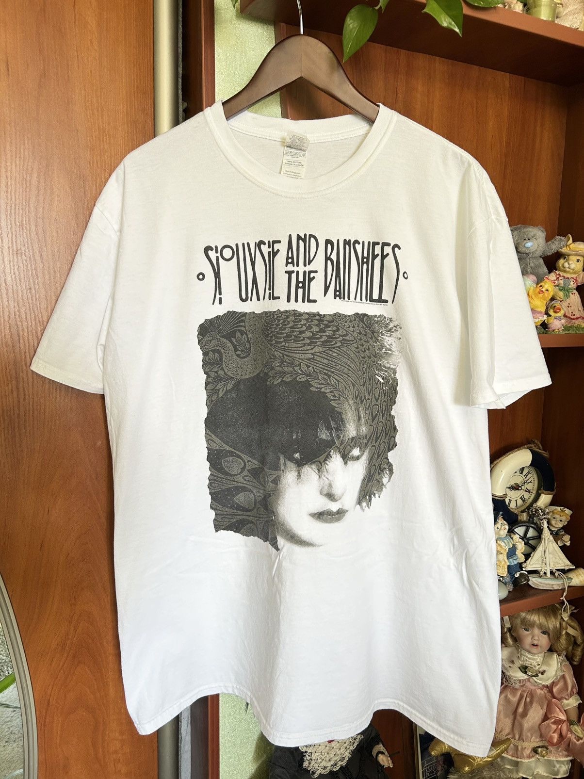 Band Tees Siouxsie And The Banshees 2016 Y2k Punk Rock Band Tee Shirt Size US XL / EU 56 / 4 - 2 Thumbnail