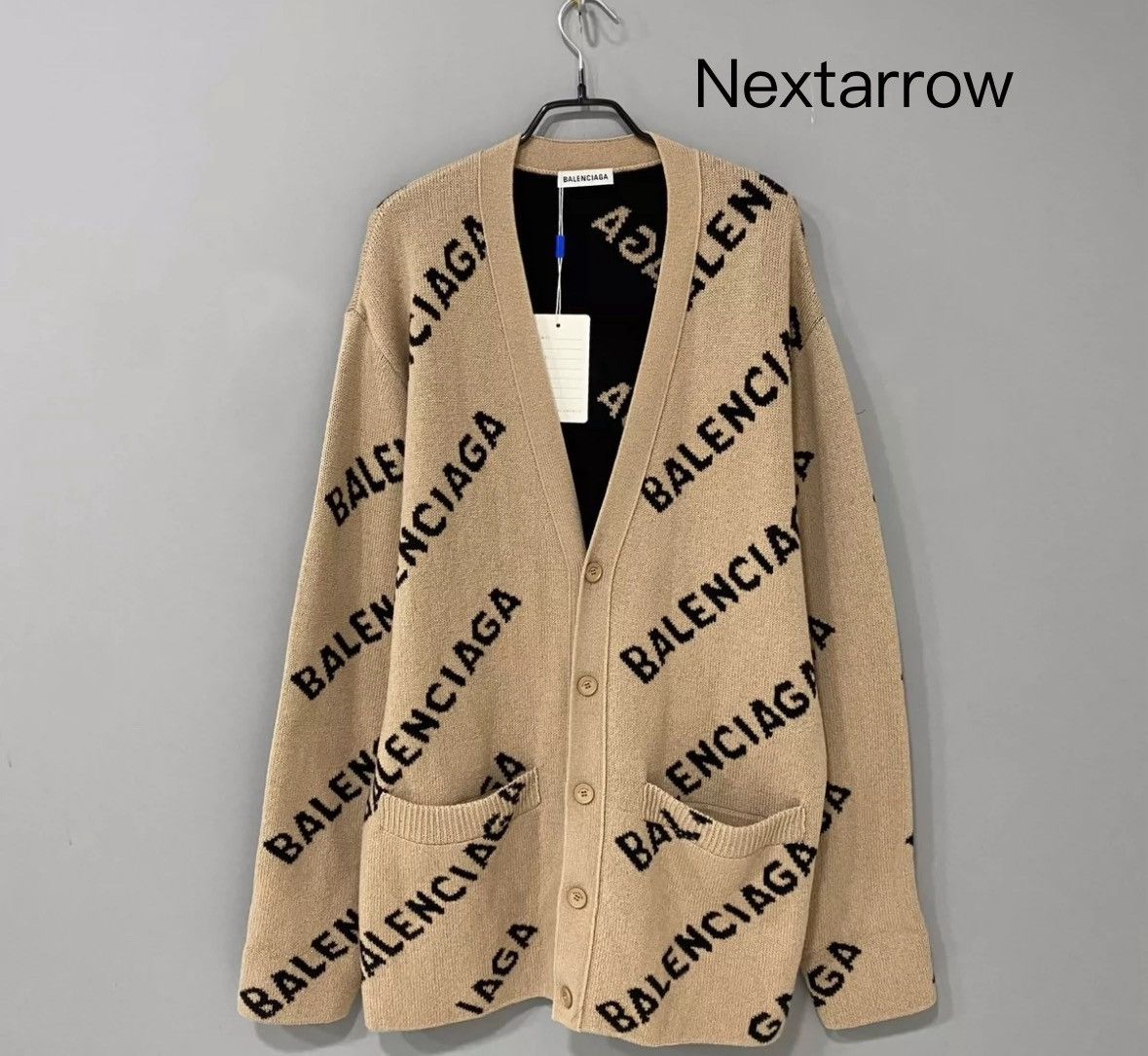 Balenciaga Balenciaga sweater 2412-Nextarrow Size US XS / EU 42 / 0 - 1 Thumbnail