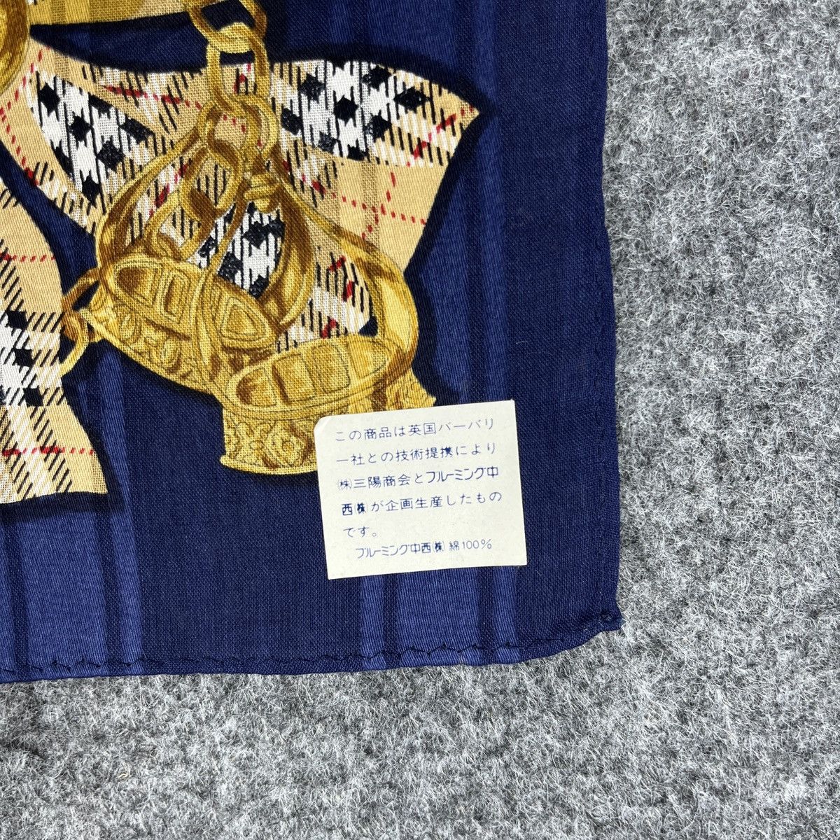 Burberry Burberry Handkerchief / Neckerchief / Headscarf B1740 Size ONE SIZE - 4 Thumbnail