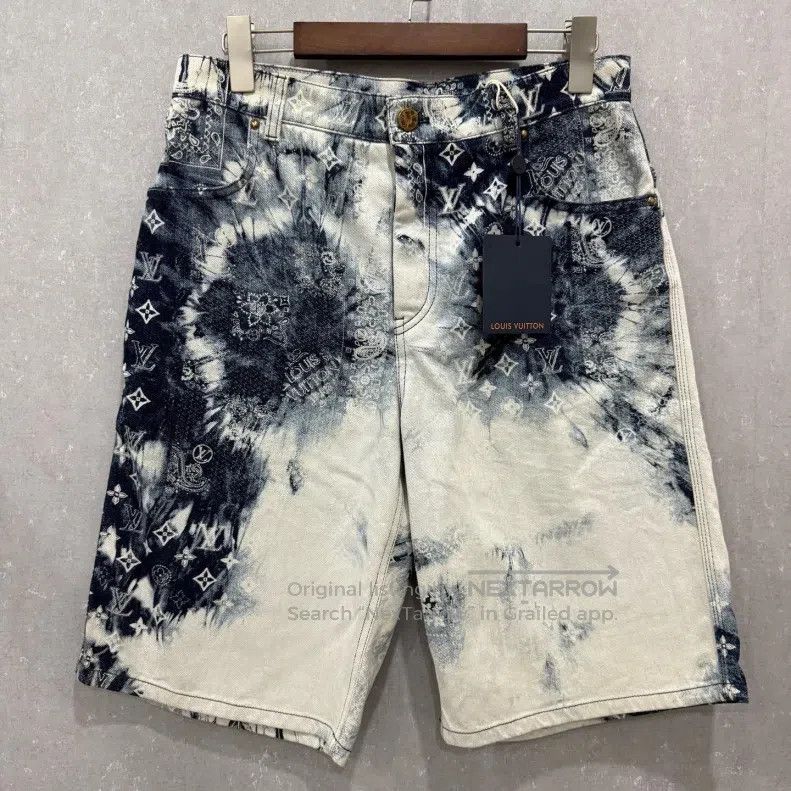 Louis Vuitton Cashew denim shorts