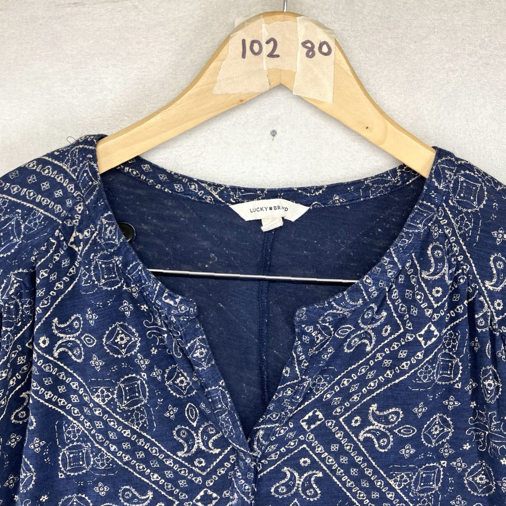 Lucky Brand VINTAGE? No. Lucky Brand Navy Tan Paisley Print 3/4 Sleeve Blouse Top Plus Size 1X Navy Tan Paisley Print Blouse Top 1X Plus Size Womens Blouse Pink? Size XL / US 12-14 / IT 48-50 - 4 Thumbnail