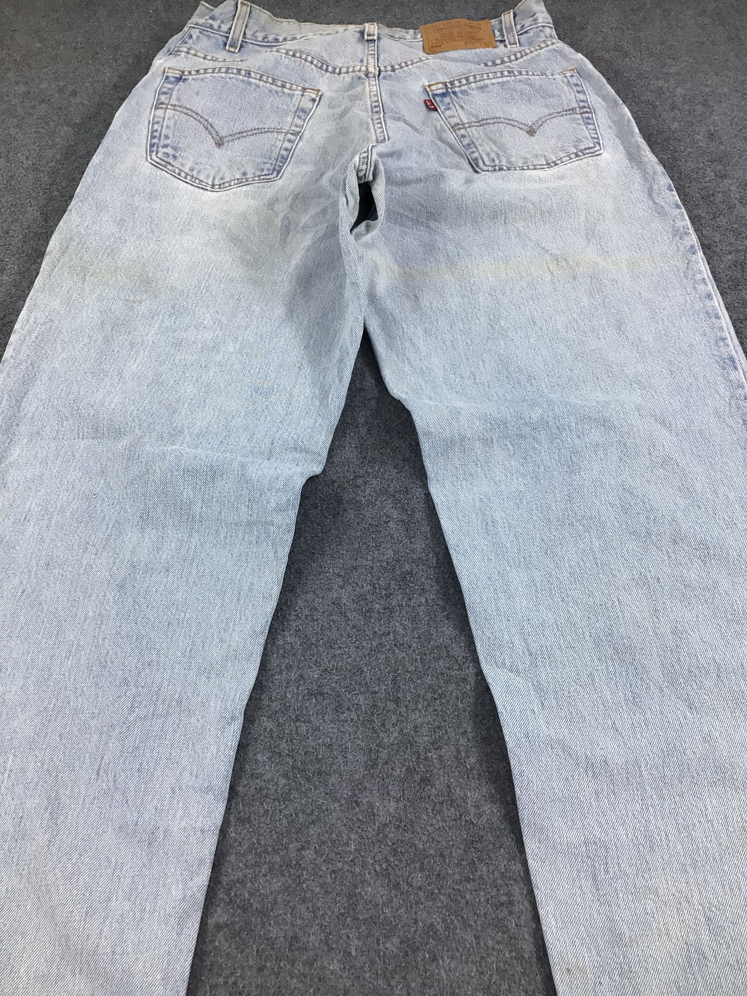 Levi's Vintage 90s Levis 560 Jeans Light Wash Denim KJ188 Size US 33 - 4 Thumbnail