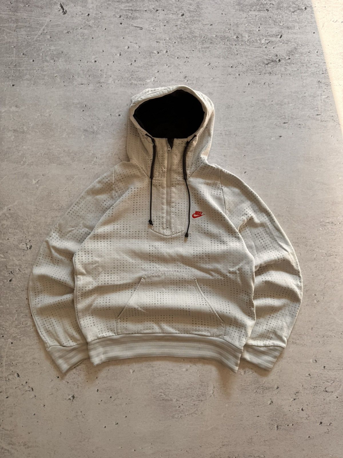 Nike × Vintage NIKE VINTAGE CENTER LOGO OVERSIZE BOXY HOODIE Size US S / EU 44-46 / 1 - 1 Thumbnail