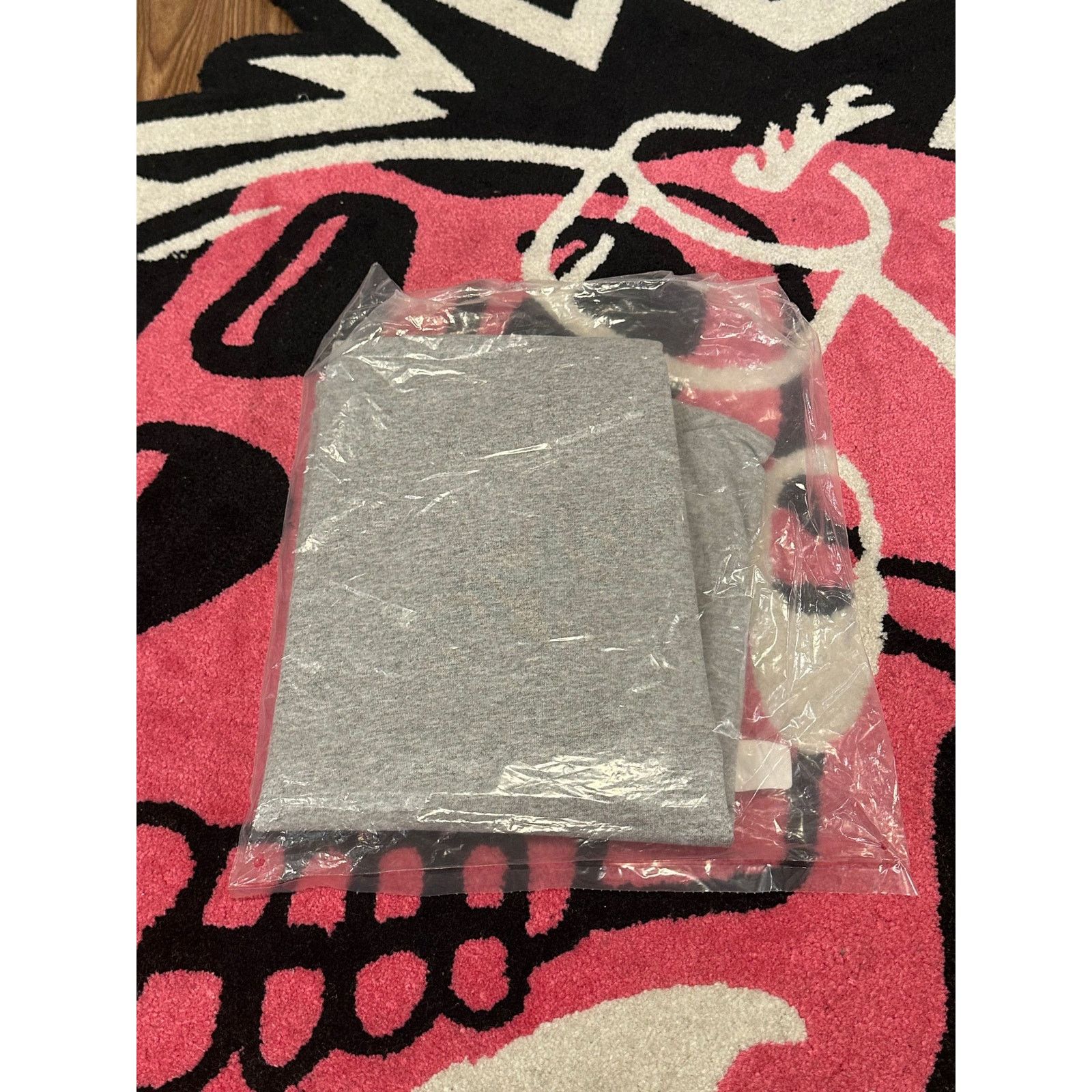 Supreme Supreme “Forget Money” Tee – Size X-Large – Brand New Size US XL / EU 56 / 4 - 6 Thumbnail