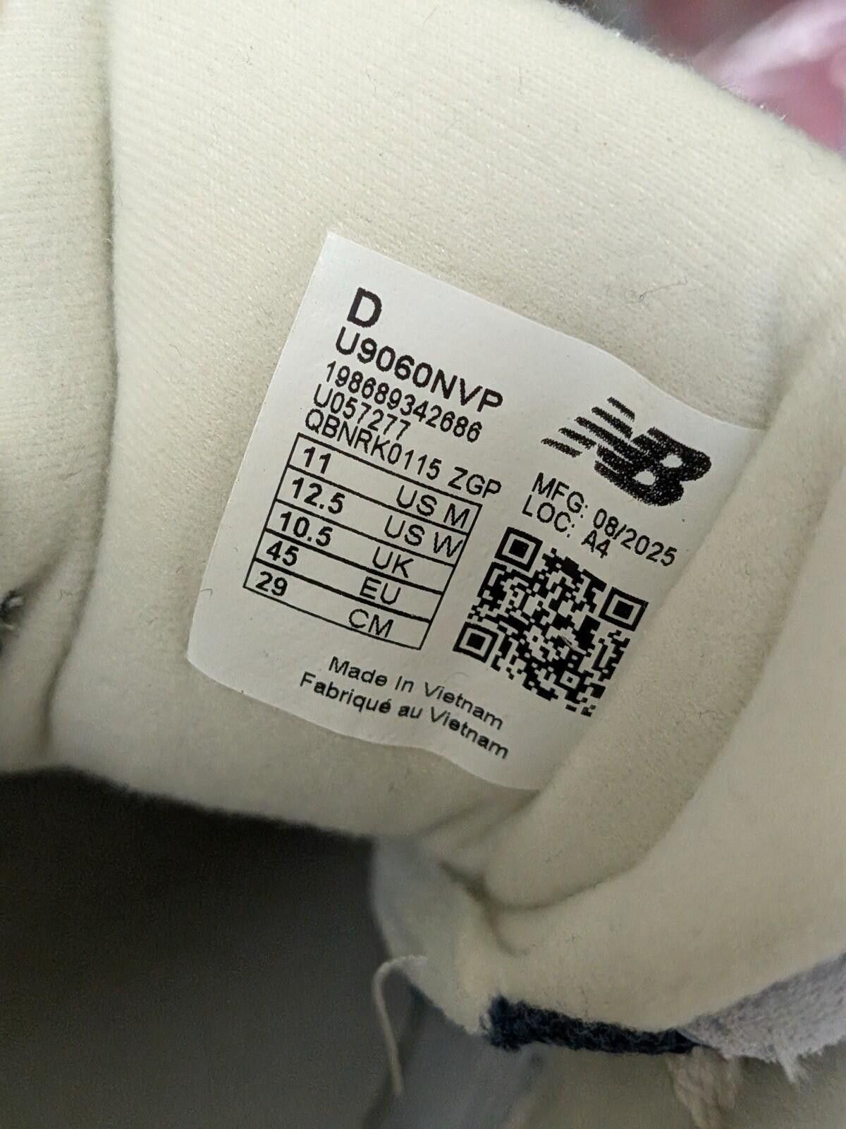 New Balance New Balance 9060 U9060NVP Arctic Grey/Vintage Indigo US11 Size US 11 / EU 44 - 7 Thumbnail