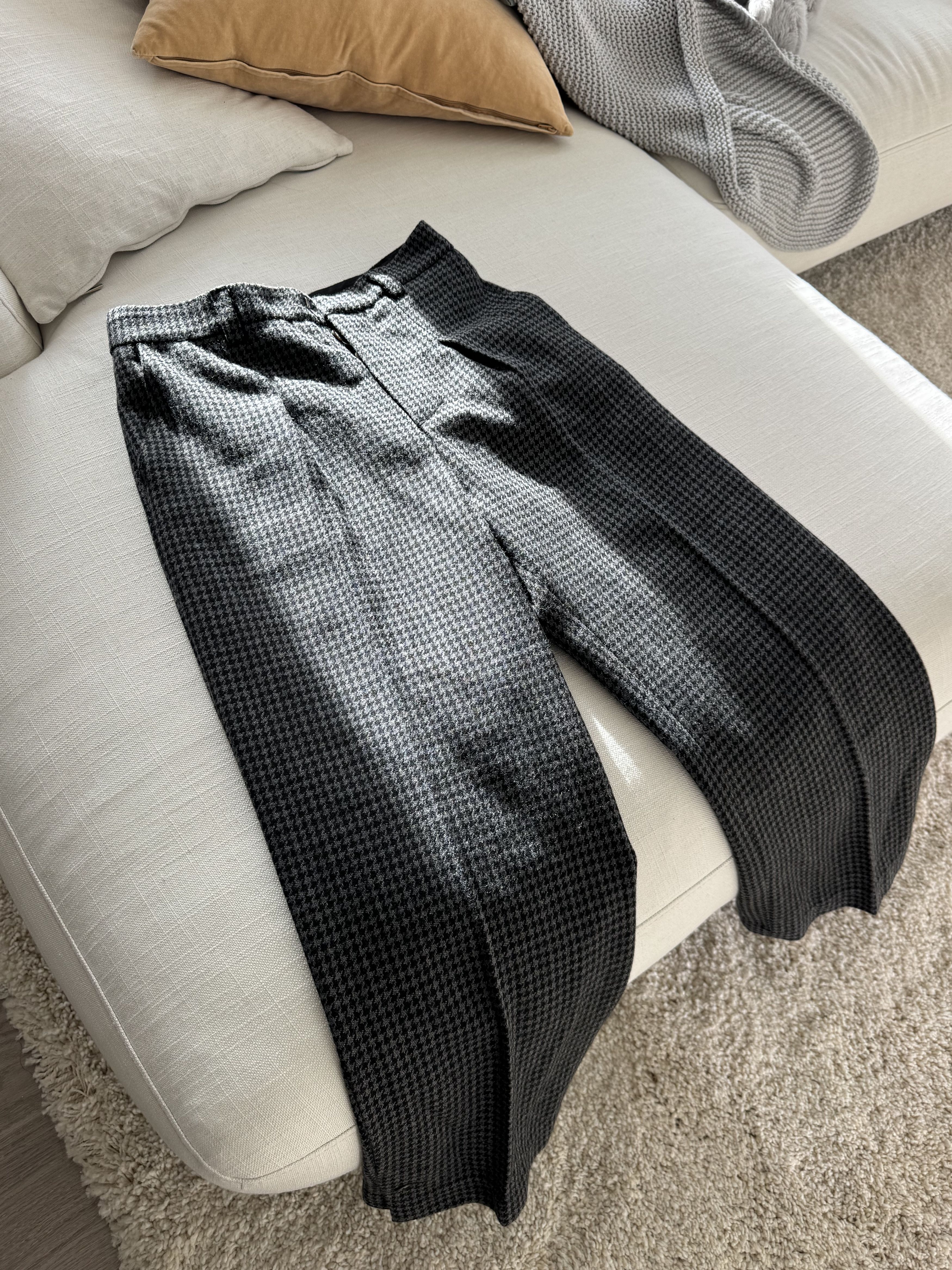 Nanushka Black & Gray Herringbone Pleated Plants Size US 28 / EU 44 - 2 Thumbnail