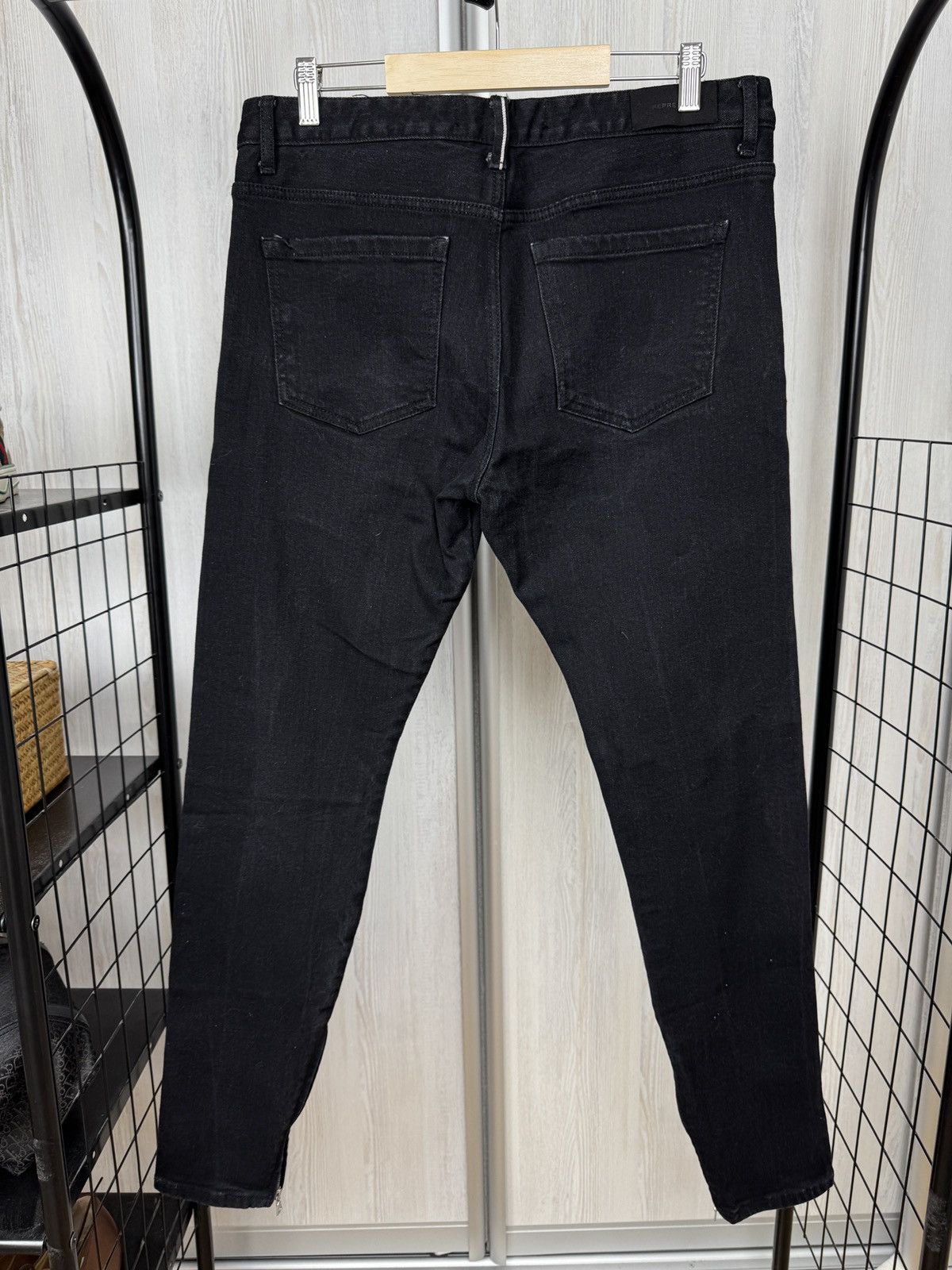 Japanese Brand Represent Basic selvedge denim vintage black jeans zippers Size US 32 / EU 48 - 13 Thumbnail
