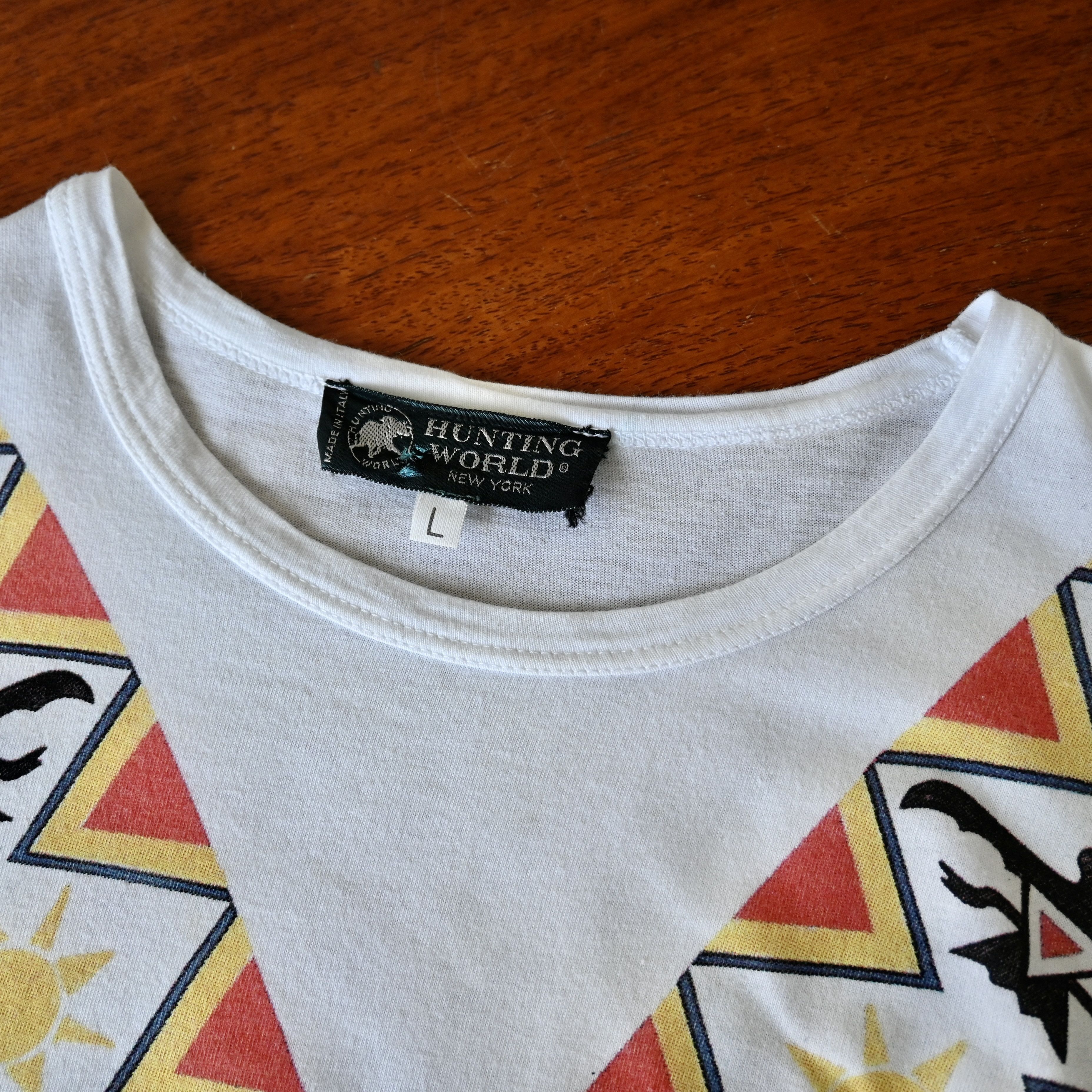 Vintage VTG 2000s HUNTING WORLD tribal chief T-shirt, made in Italy Size US L / EU 52-54 / 3 - 12 Thumbnail
