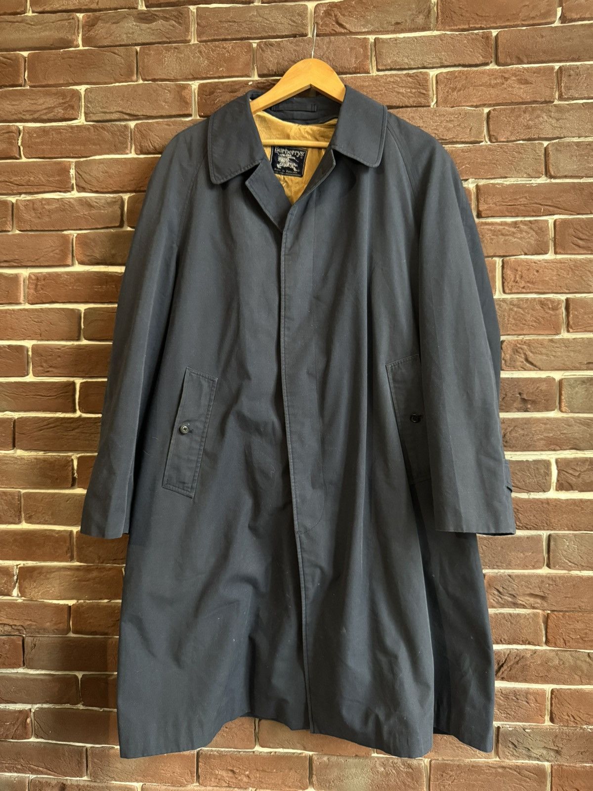 Burberry 60S Vintage Burberrys Nova Check Coat With Underlay Navy Size US L / EU 52-54 / 3 - 1 Thumbnail
