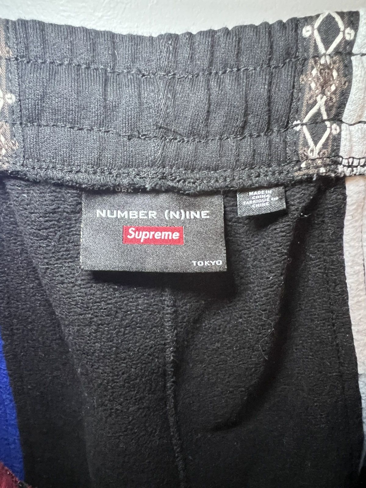 Number (N)ine × Supreme Supreme X Number (N)ine patchwork sweatpants Size US 36 / EU 52 - 4 Thumbnail
