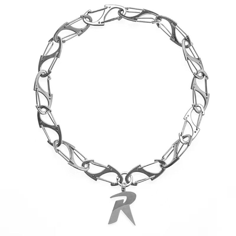 Jewelry Letter R Design Pendant Necklace Size ONE SIZE - 3 Thumbnail