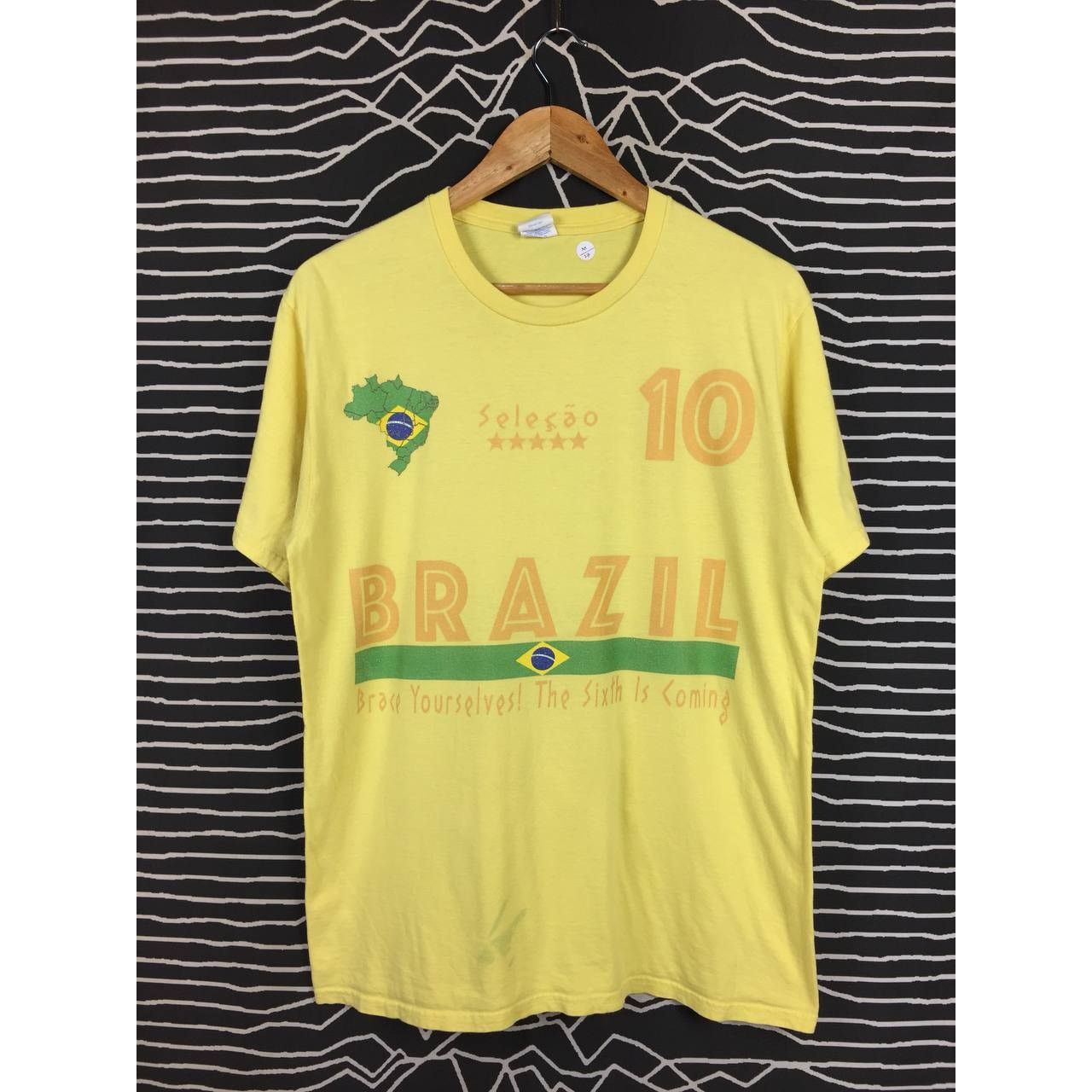 Vintage Vtg Brazil Selecao Brace Yourself The Sixth is Coming Tee Size US M / EU 48-50 / 2 - 1 Thumbnail