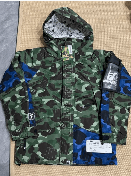 Bape Bape Shark Hooded Jacket Size US M / EU 48-50 / 2 - 1 Thumbnail