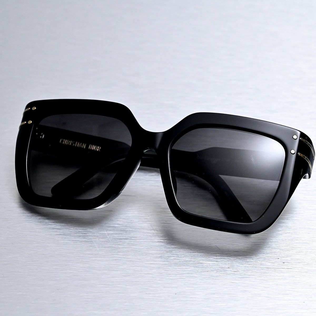Dior DIOR DIORSIGNATURE S10F SUNGLASSES Size ONE SIZE - 9 Thumbnail