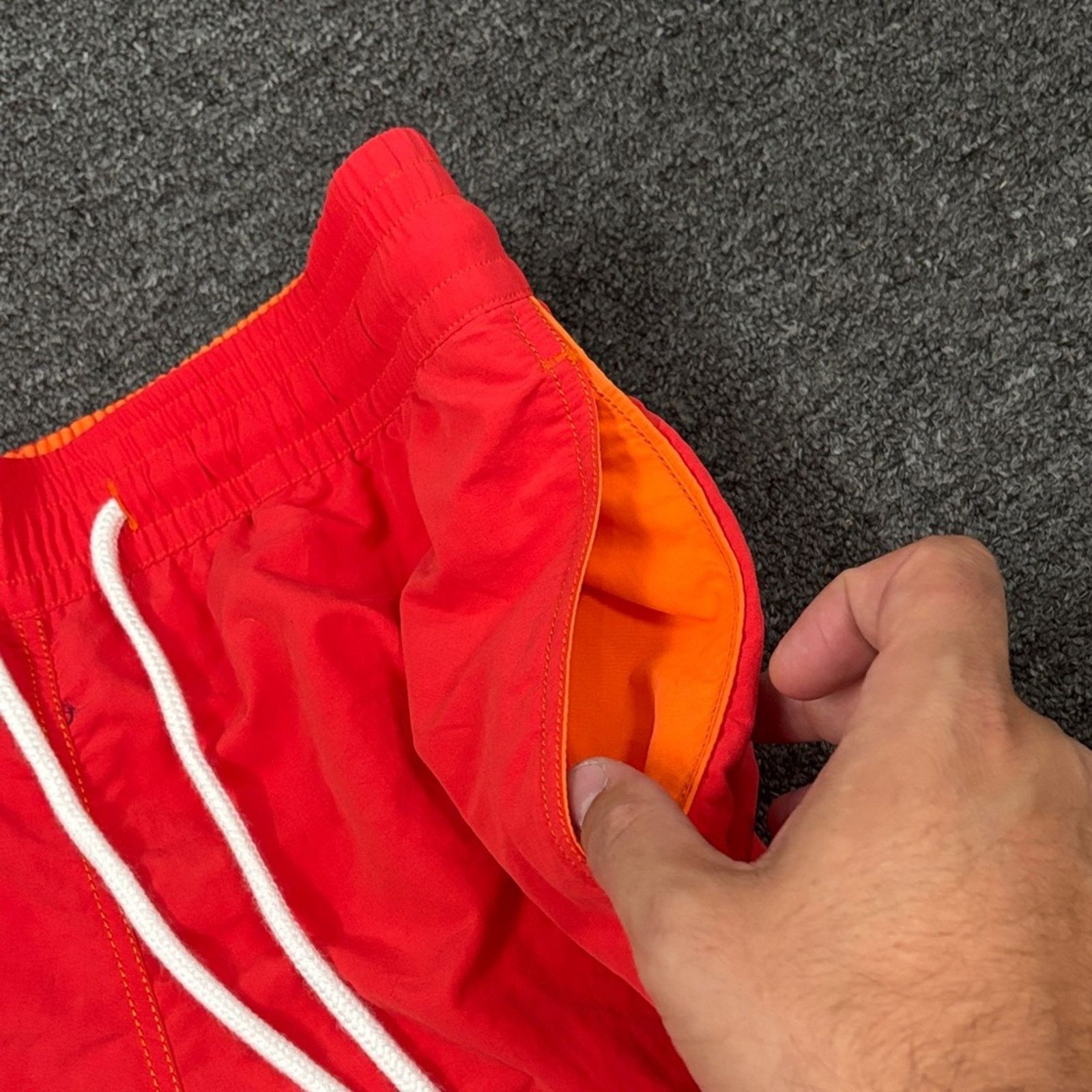 Etienne Aigner NWT Etienne Aigner Red Swim Trunks Size M Size US 36 / EU 52 - 5 Thumbnail