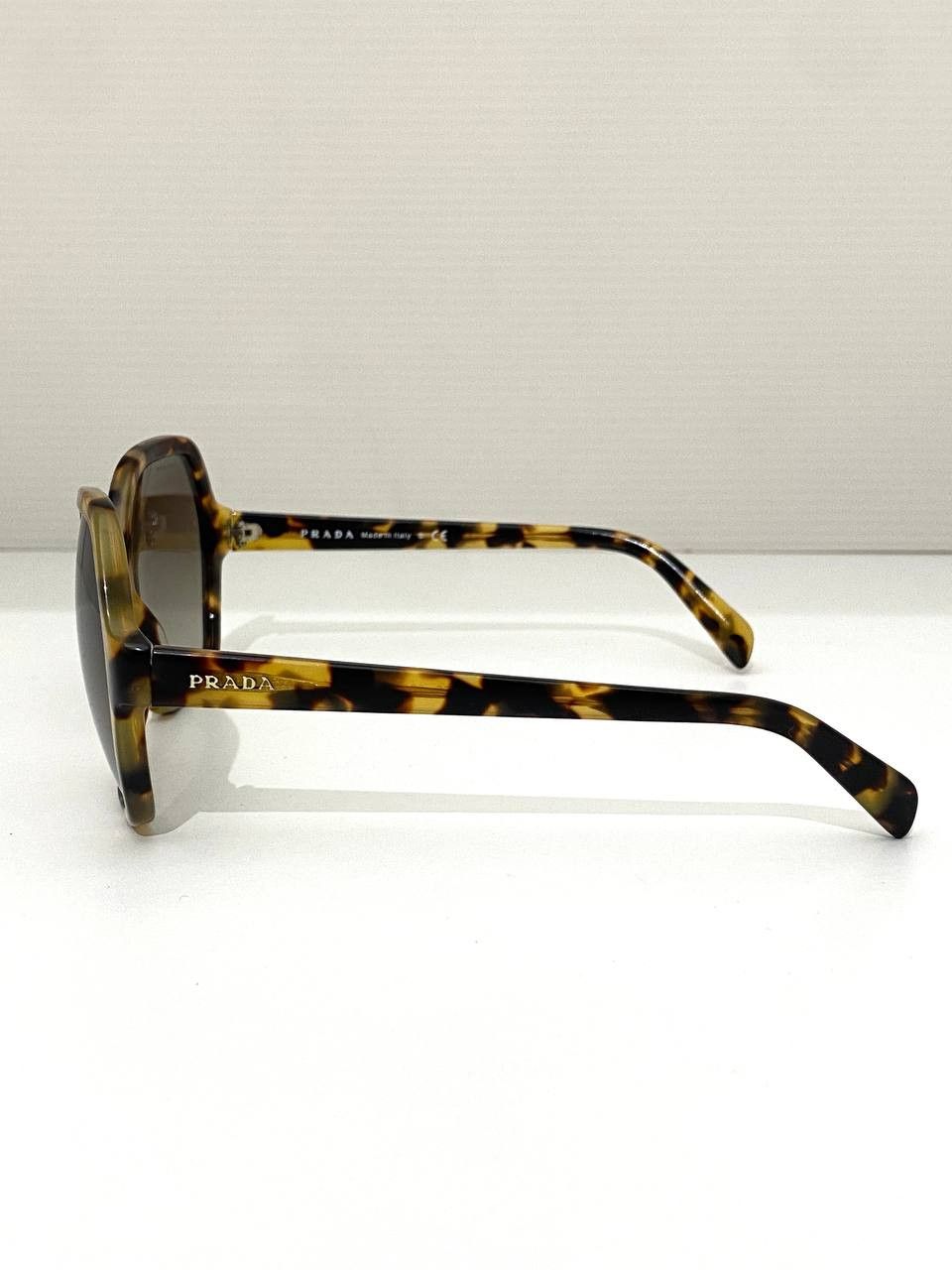 Prada Prada Logo Hexagon Havana Oversize Sunglasses Vintage Y2K Size ONE SIZE - 8 Thumbnail