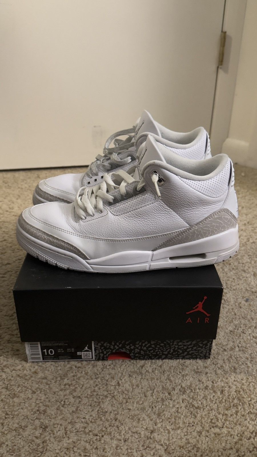 Jordan Brand Jordan 3 Pure Money Size US 10 / EU 43 - 2 Thumbnail