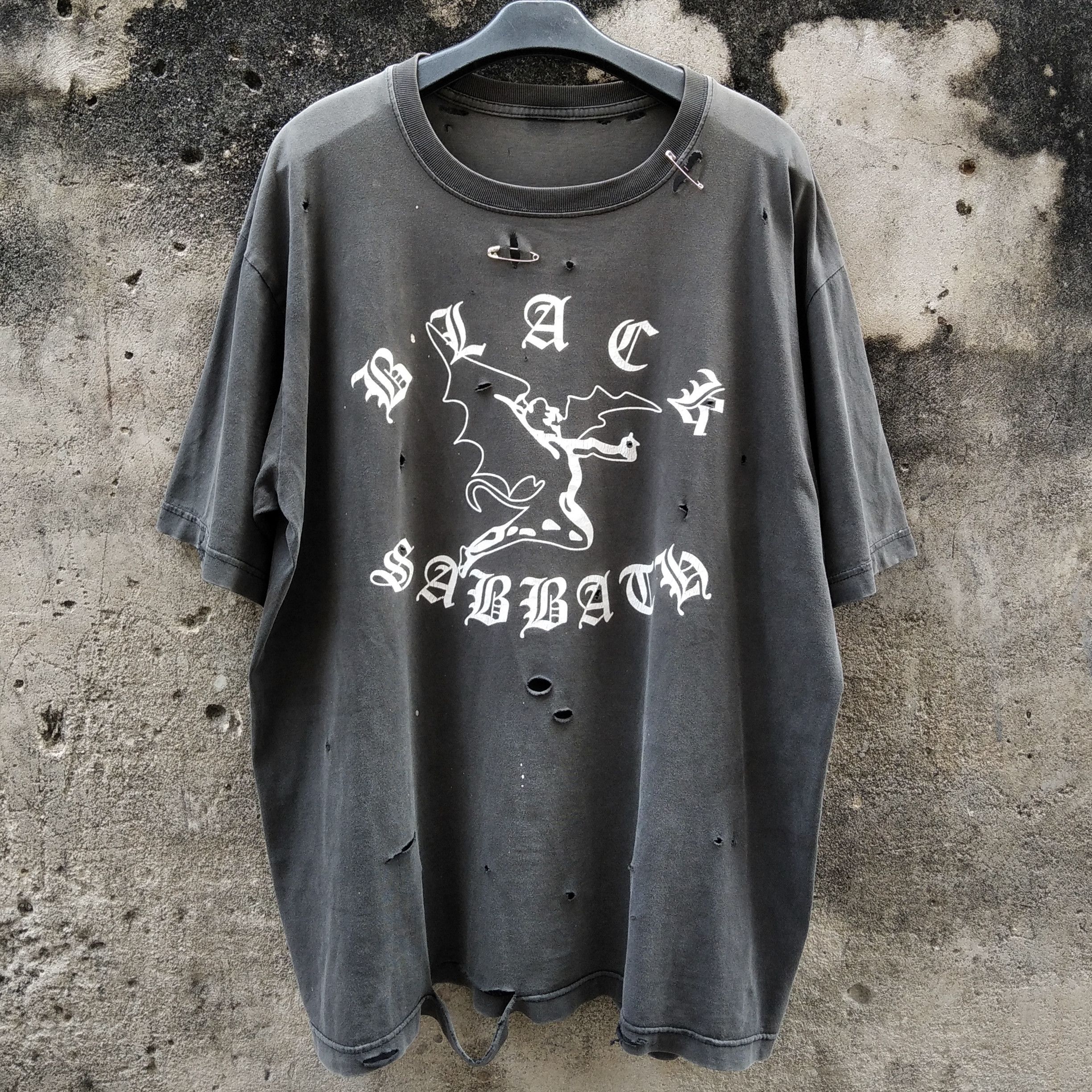 4GSELLER Vintage Early 00's BLACK SABBATH Thrashed T-Shirt Size US XL / EU 56 / 4 - 1 Thumbnail