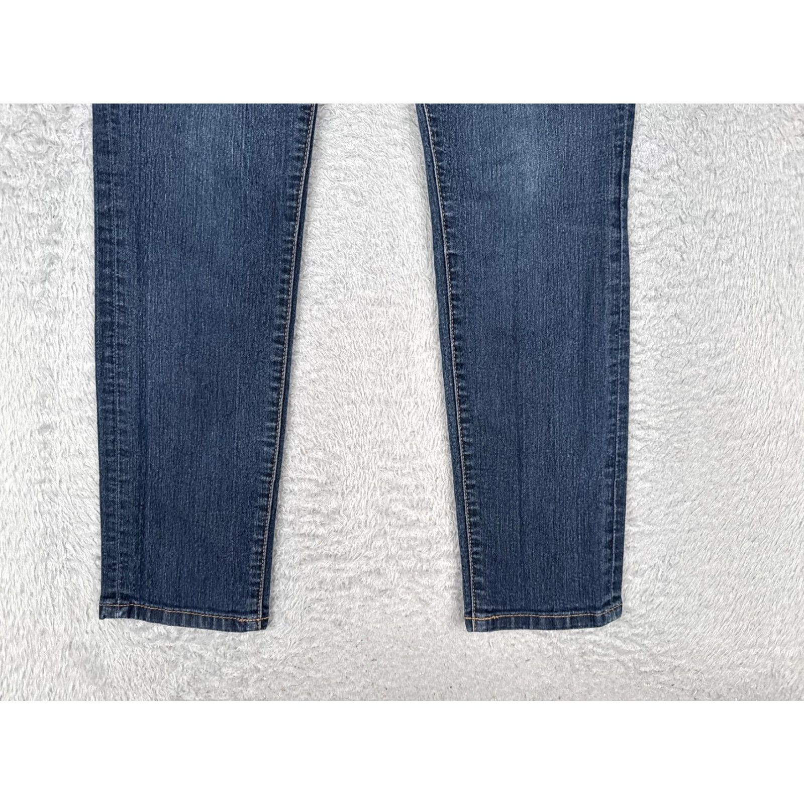 Torrid Torrid Jeans Womens Skinny Blue Mid Rise 12R 31x30 Stretch Double Button Zip 5-Pocket Denim Cotton Polyester Spandex Size 34" / US 12 / IT 48 - 2 Thumbnail