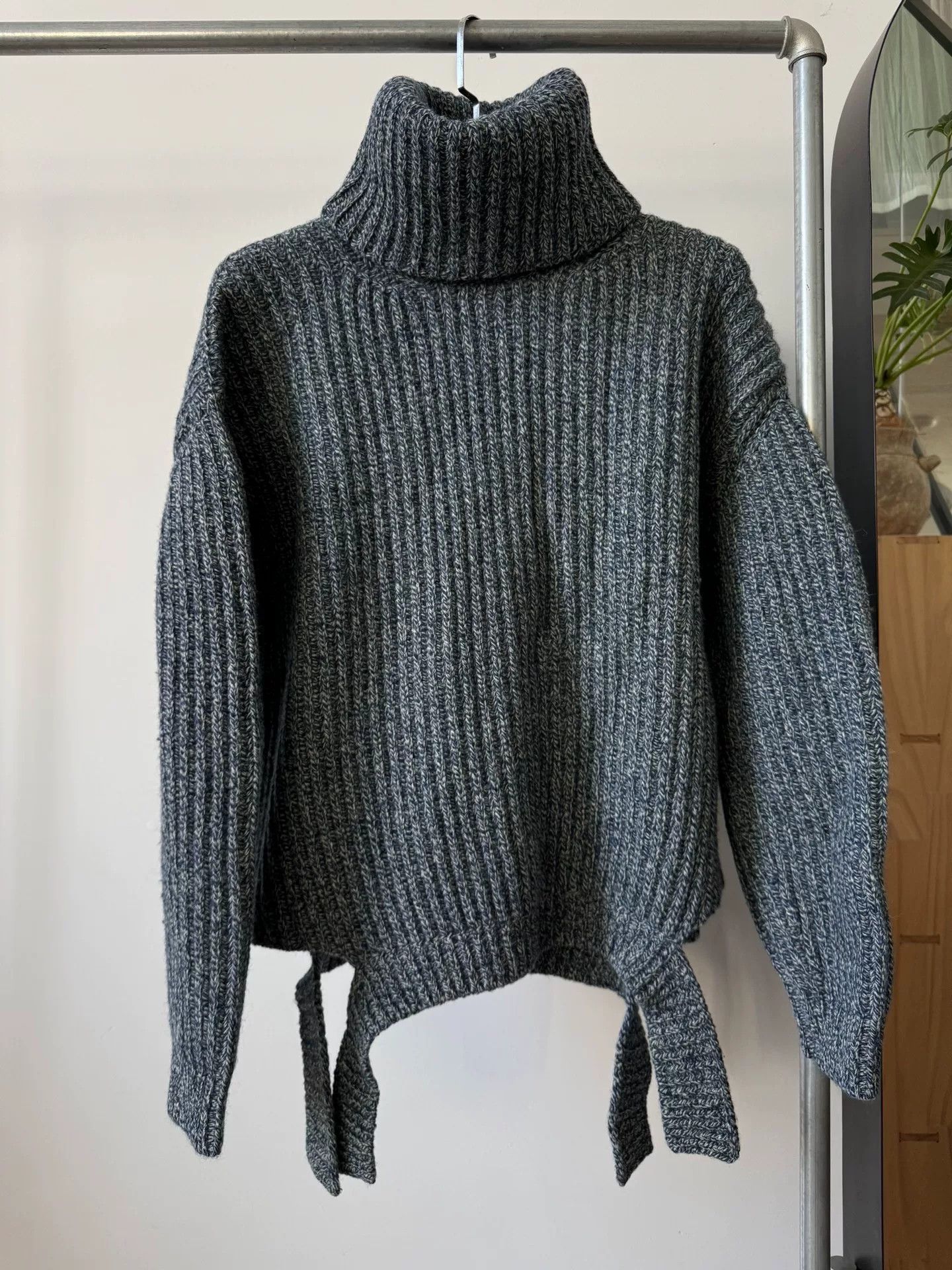 Balenciaga Balenciaga Winter Wool Turtleneck Sweater Size US M / EU 48-50 / 2 - 1 Thumbnail