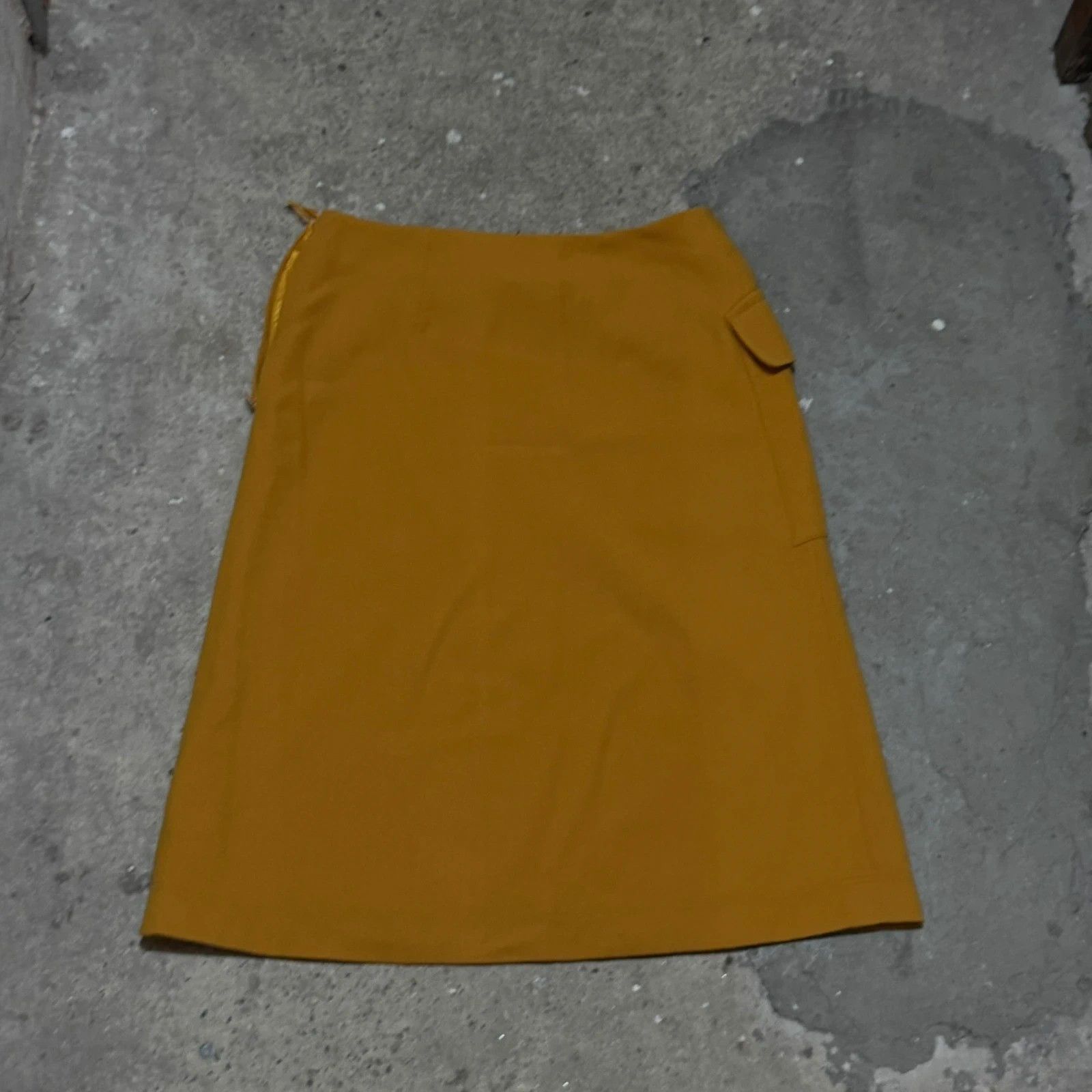 Hermes Vintage Hermes cargo poket skirt Size 32" / US 10 / IT 46 - 2 Thumbnail