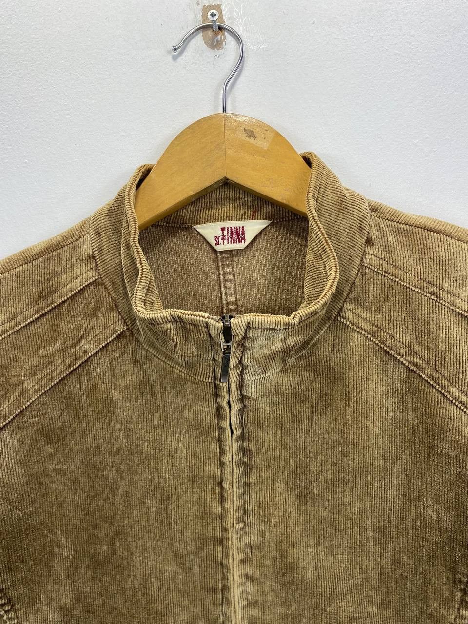 Japanese Brand japanese brand corduroy jacket nice design Size M / US 6-8 / IT 42-44 - 2 Thumbnail