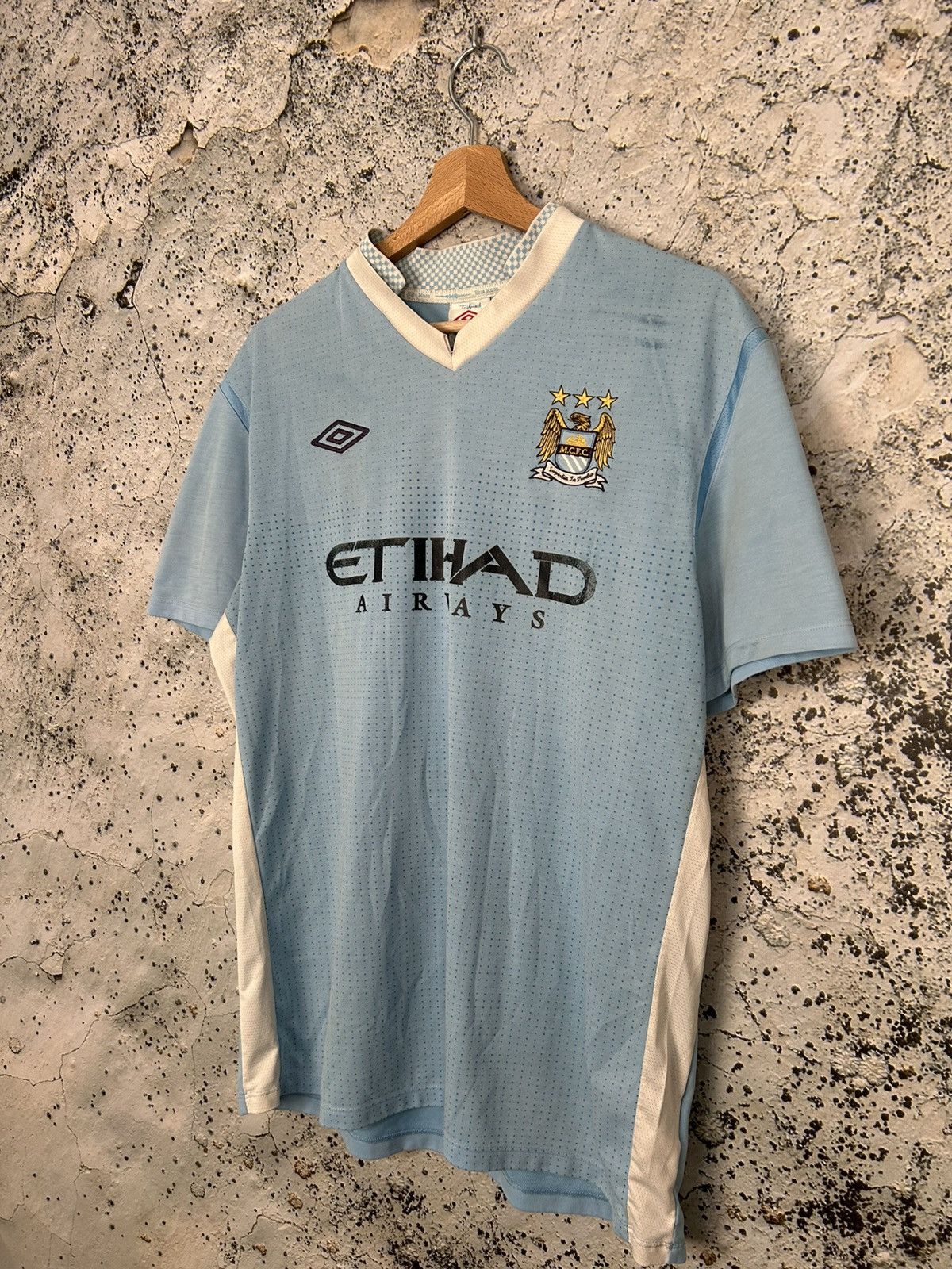 Umbro Kompany Manchester City Umbro Soccer Jersey Football Rare Size US L / EU 52-54 / 3 - 3 Thumbnail