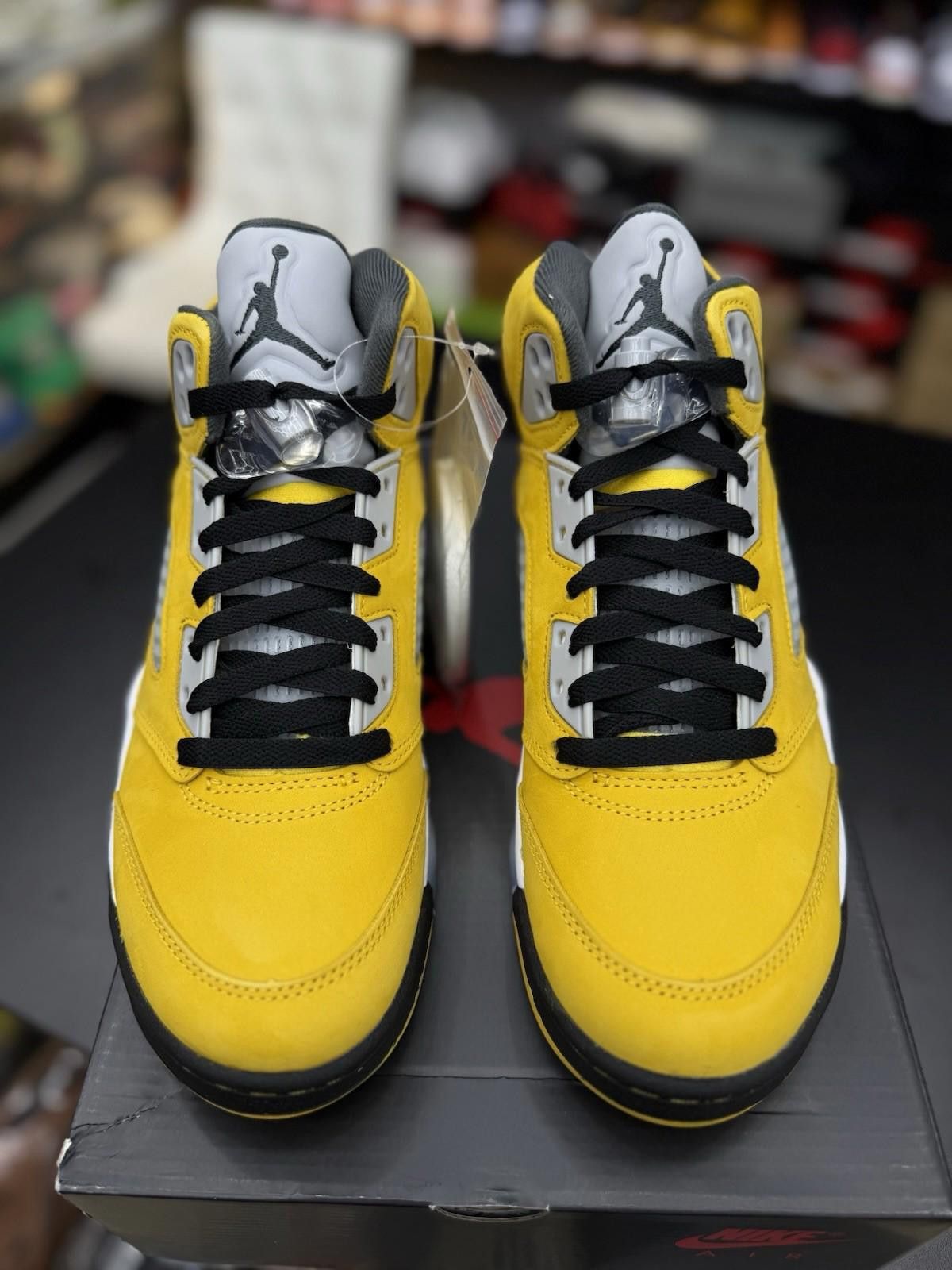 Jordan Brand Air Jordan 5 Retro Tokyo T23 (2025) IO3372-700 New (7.5) Size US 7.5 / EU 40-41 - 3 Thumbnail