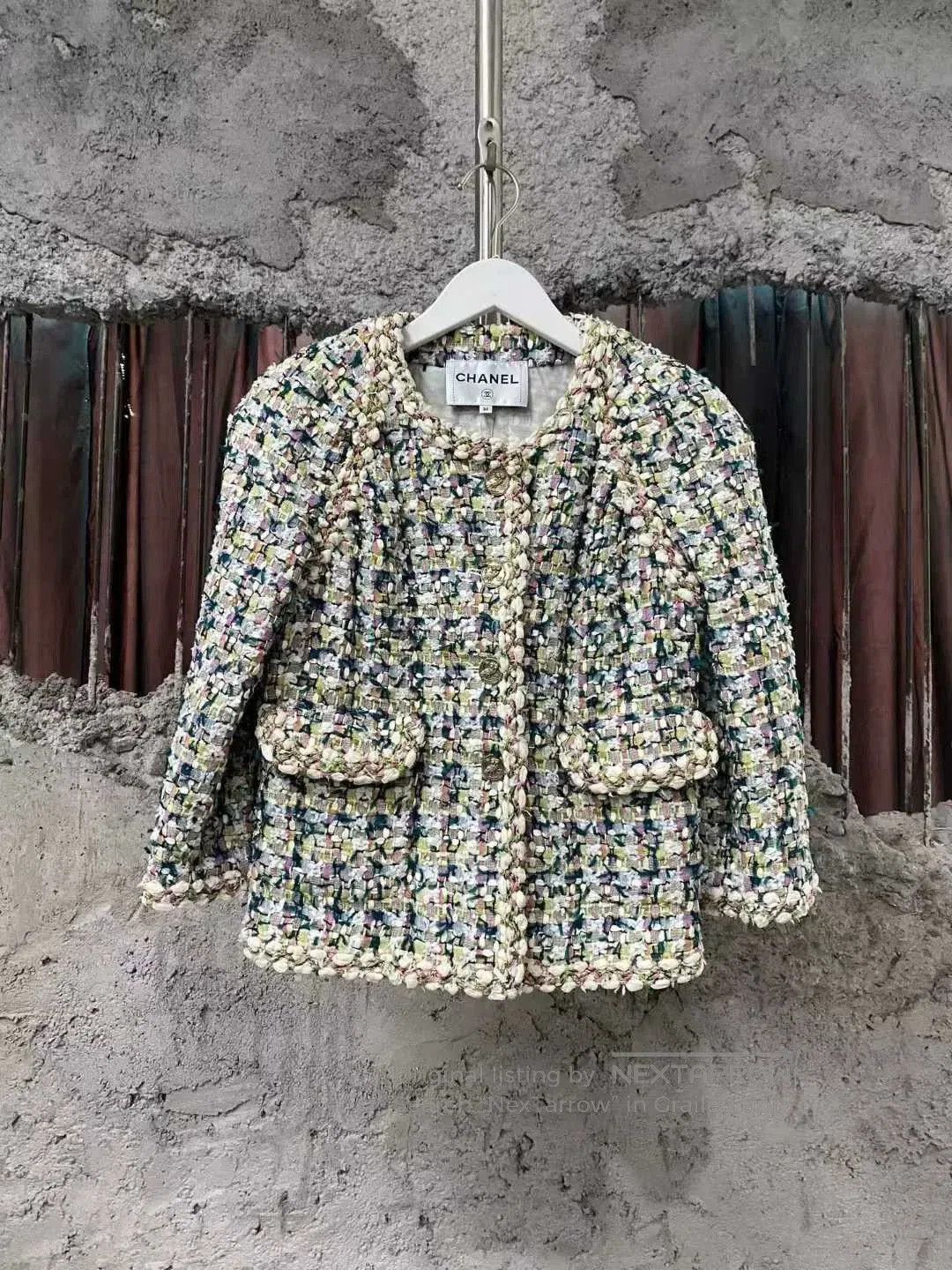 Chanel Chanel Greek Tweed Jacket in Pastel Colors. Size S / US 4 / IT 40 - 1 Thumbnail